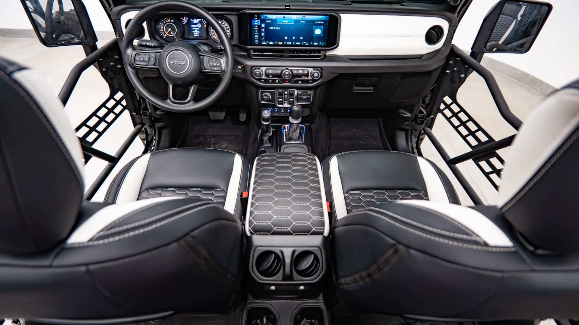 2025 JEEP GLADIATOR