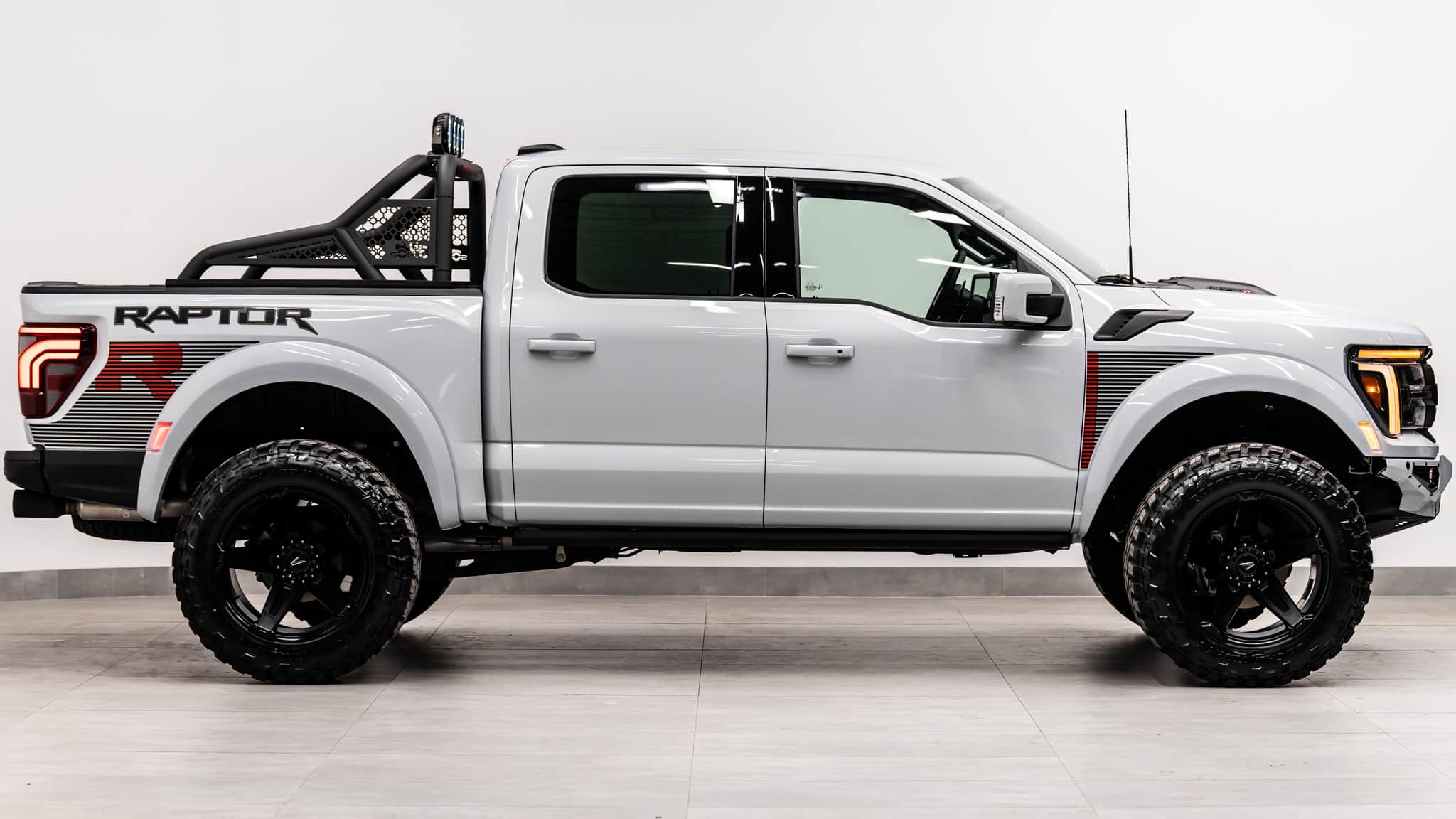 2026 FORD F-150 RAPTOR R