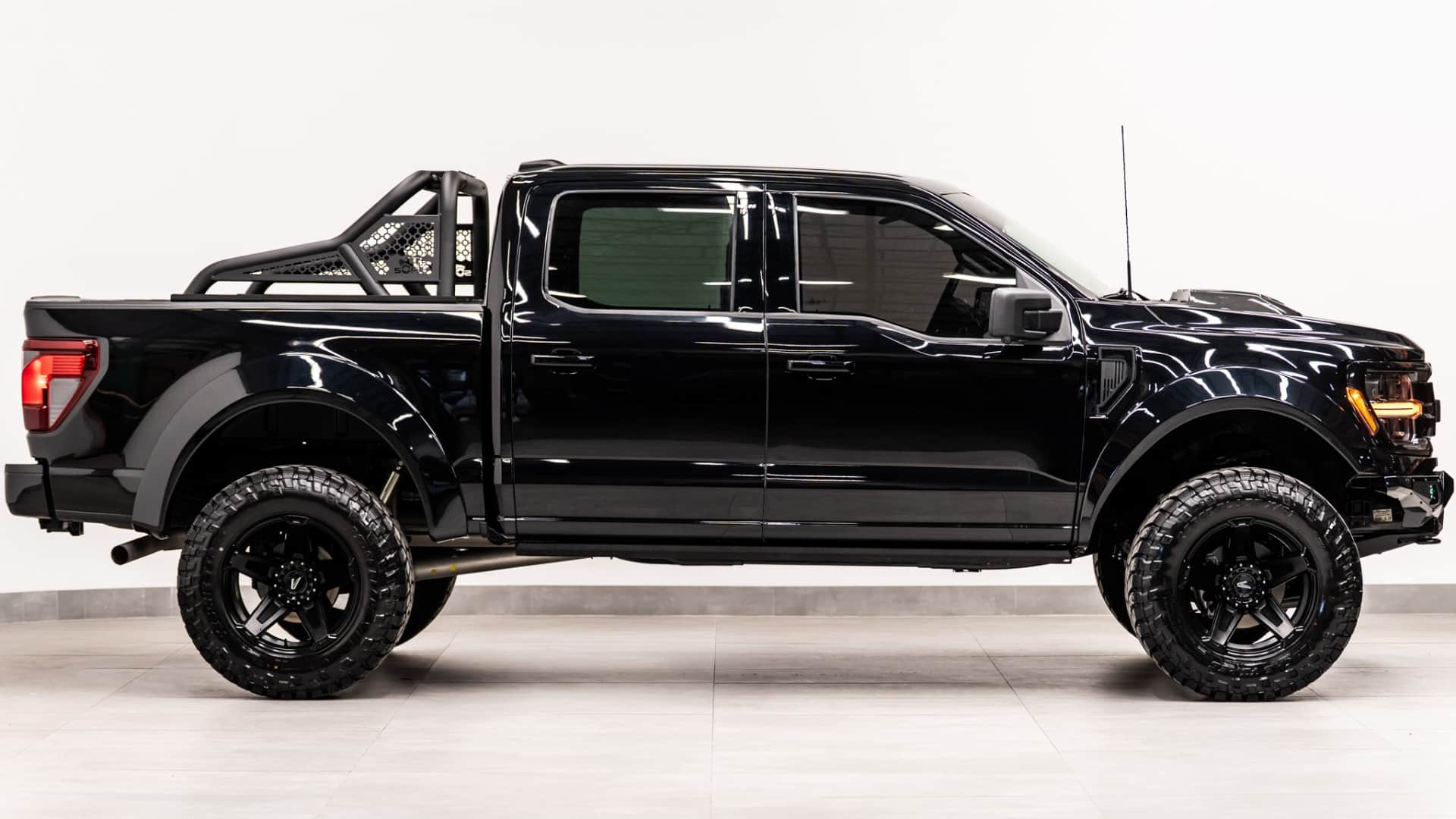 2024 FORD F-150 4X4