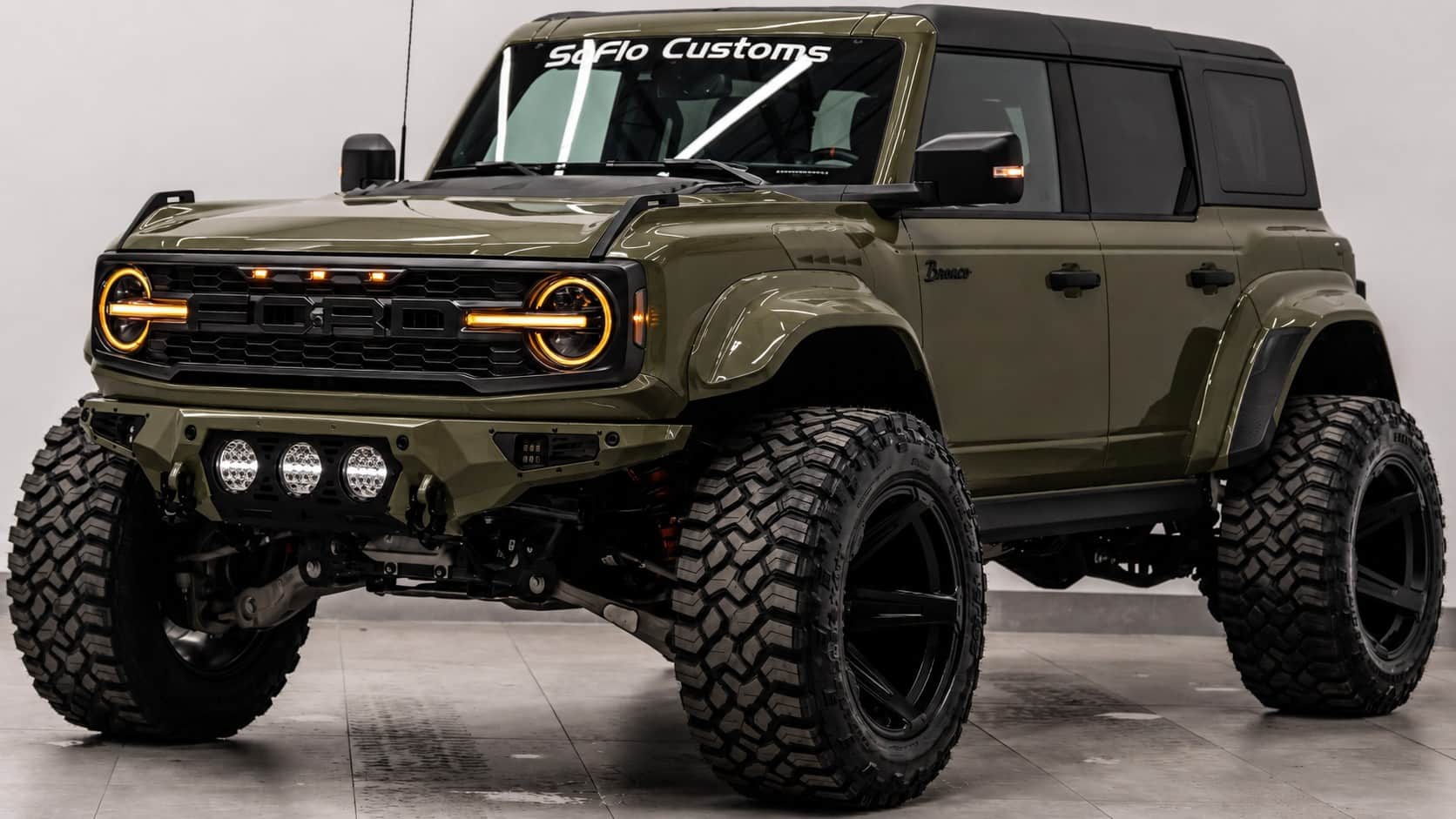 2024 FORD BRONCO