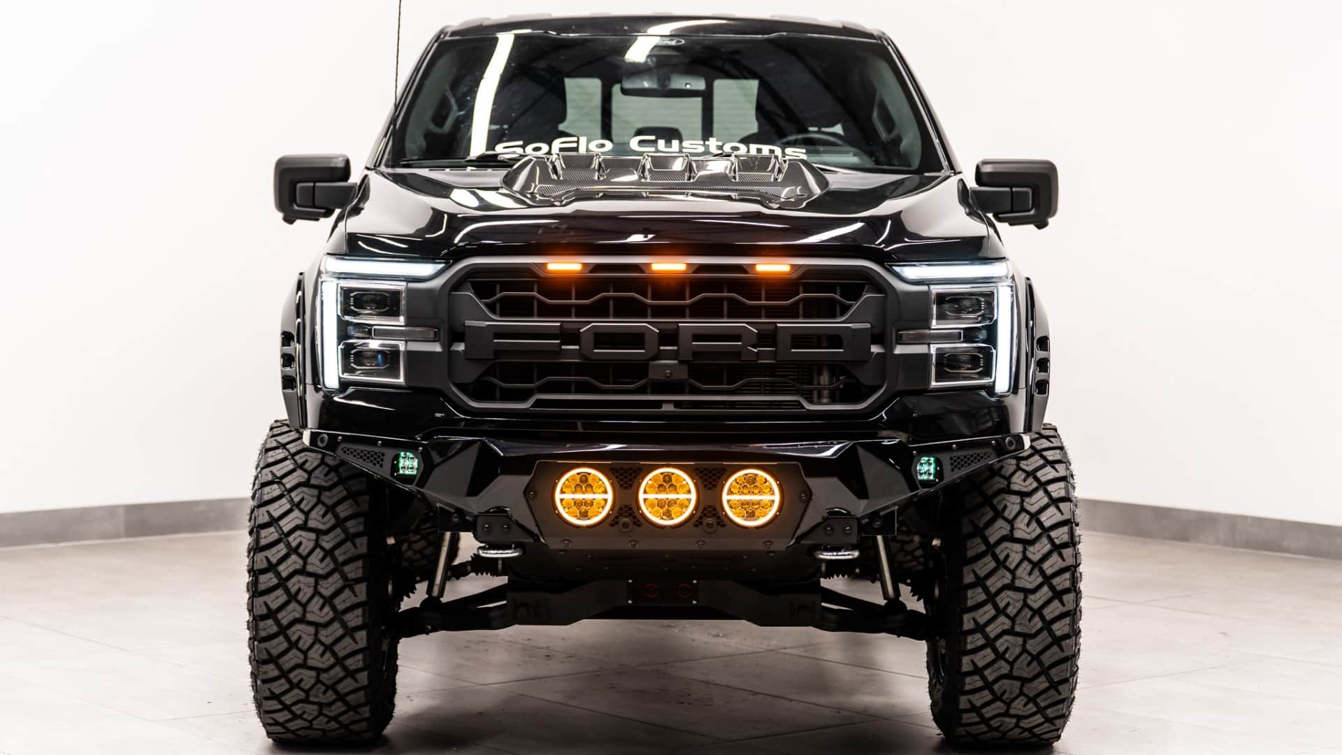 2024 FORD F-150 4X4 LARIAT