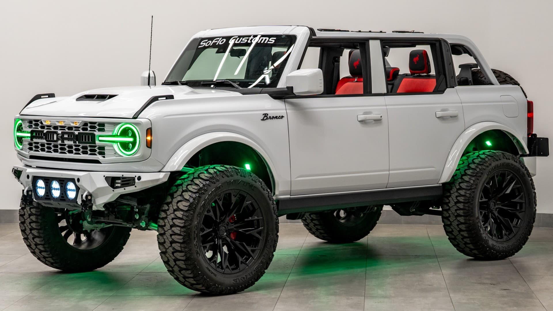 2025 FORD BRONCO