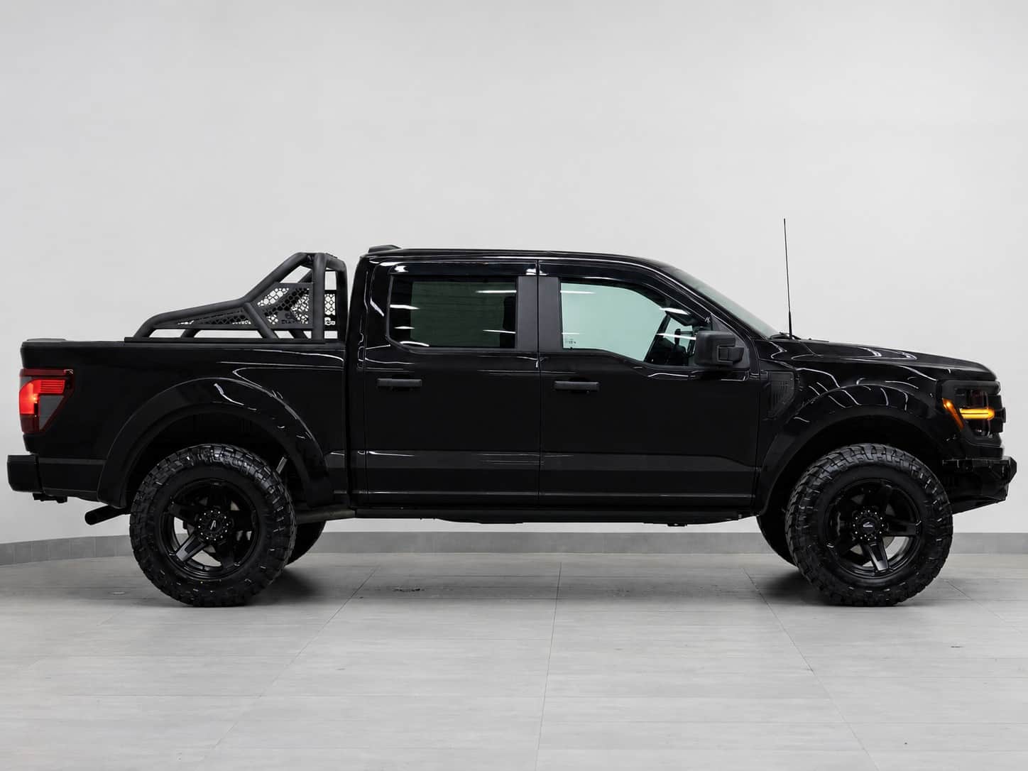 2024 FORD F-150 4X4
