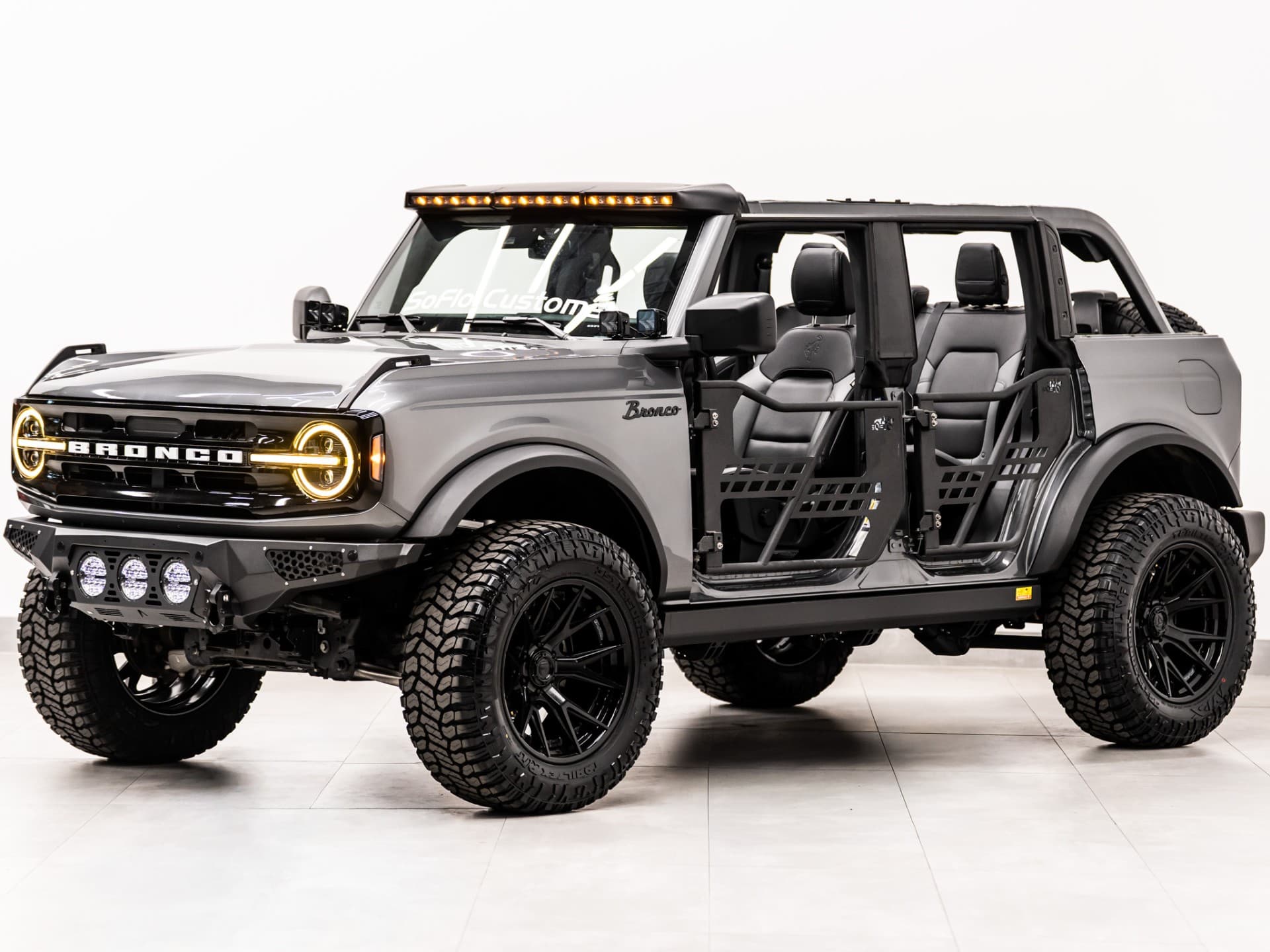 2024 FORD BRONCO