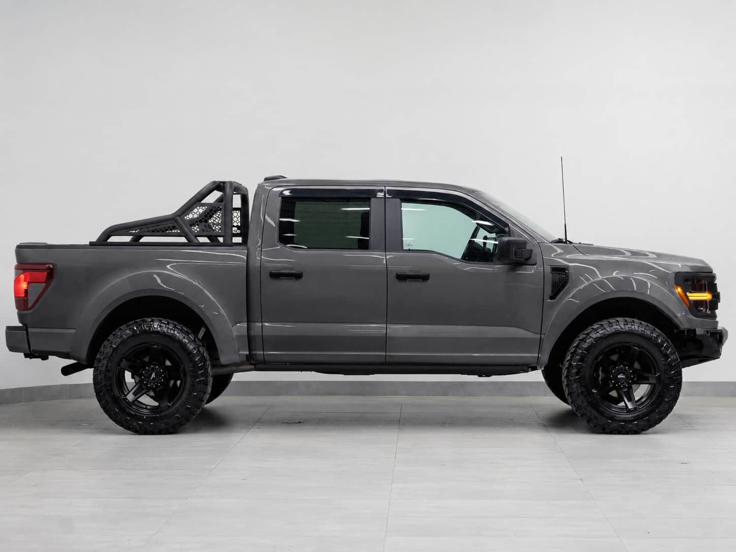 2024 FORD F-150 4X4