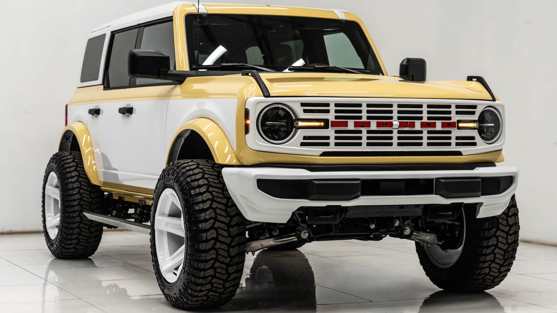 2026 FORD BRONCO