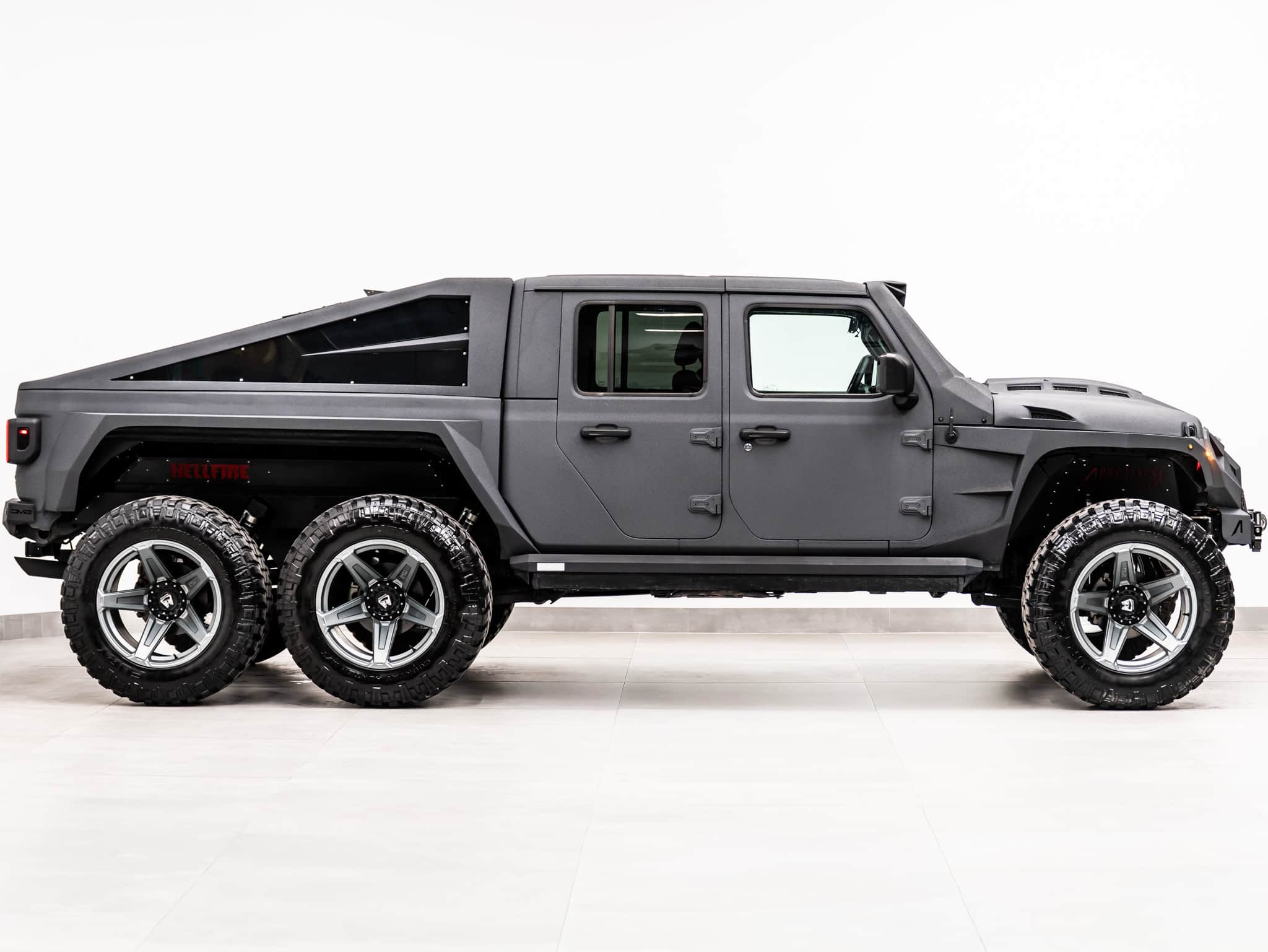 2023 APOCALYPSE HELLFIRE 6X6