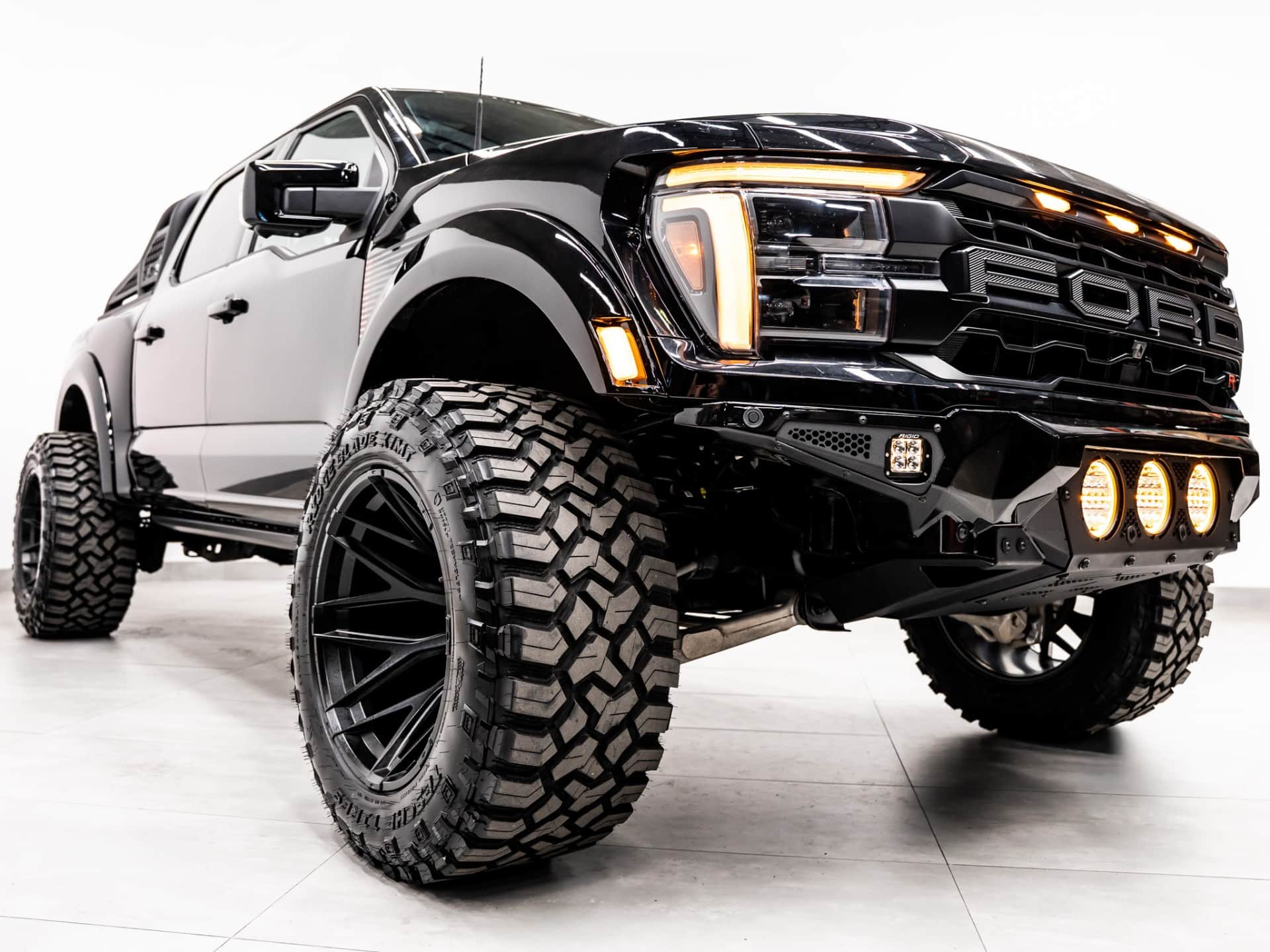 2025 FORD F-150 RAPTOR R