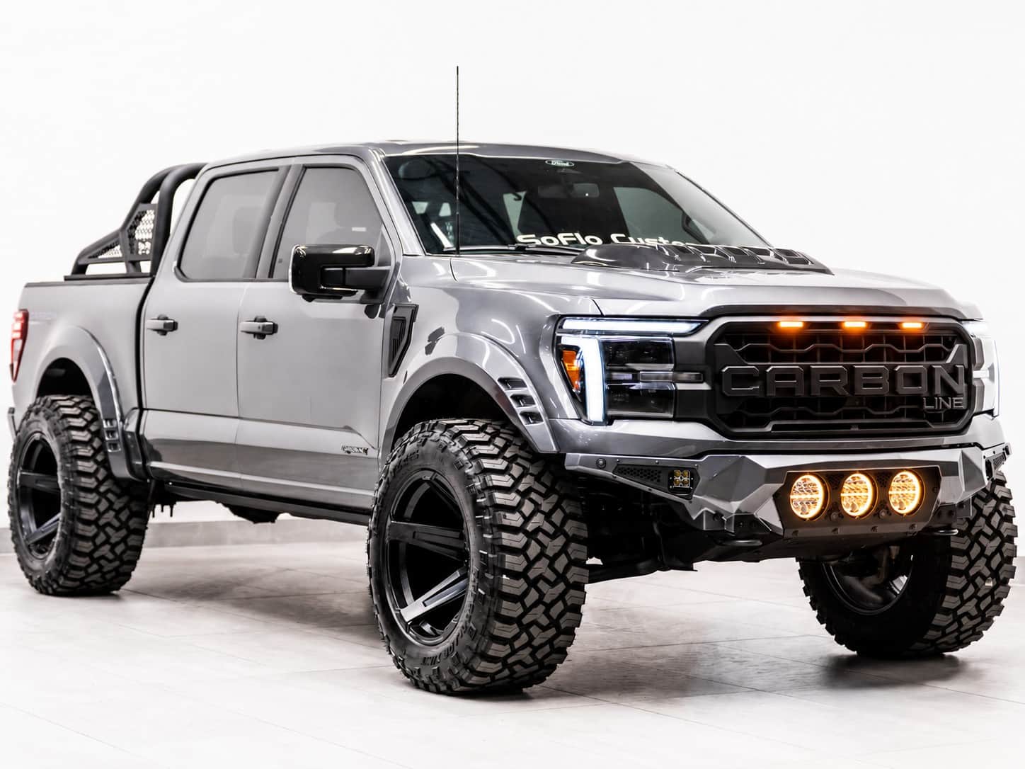 2025 FORD F-150 4X4 LARIAT