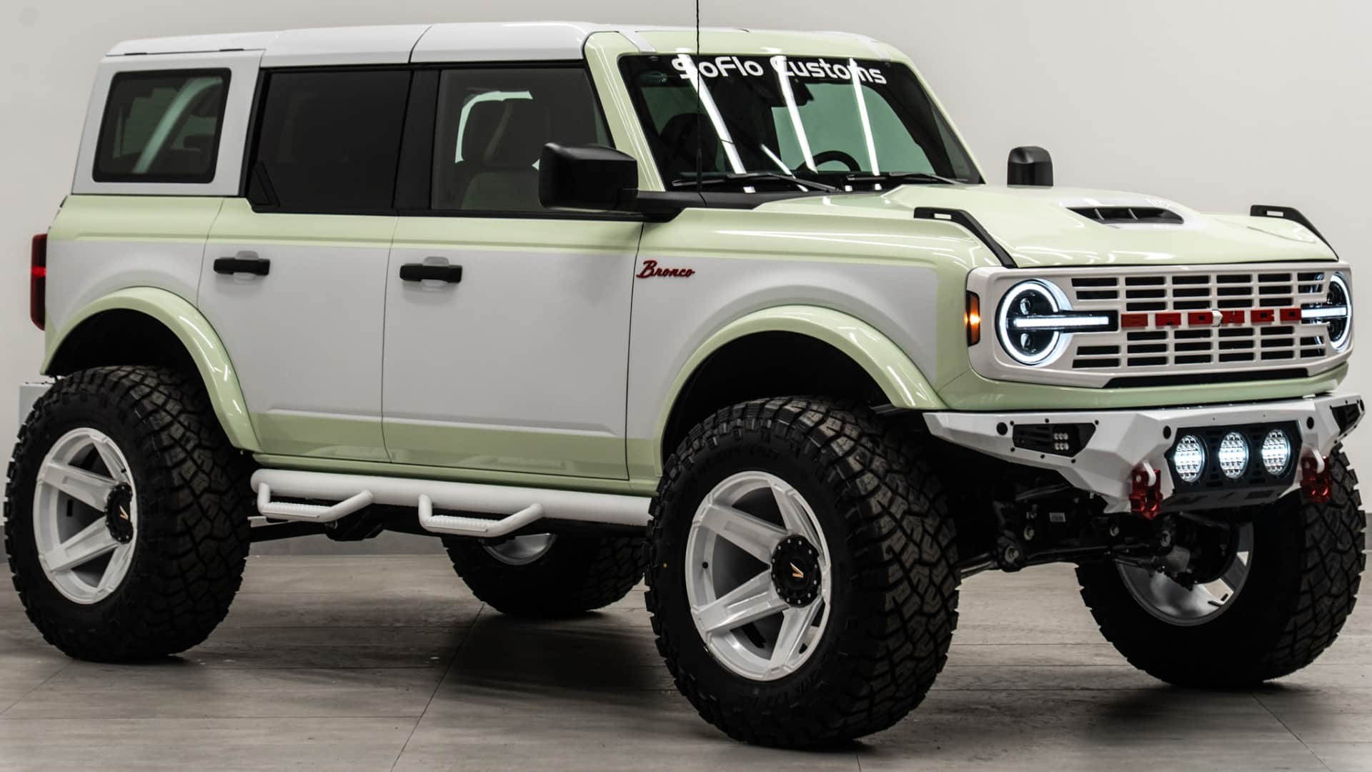2026 FORD BRONCO