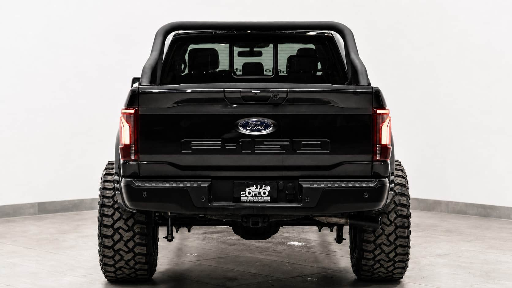 2024 FORD F-150 LARIAT
