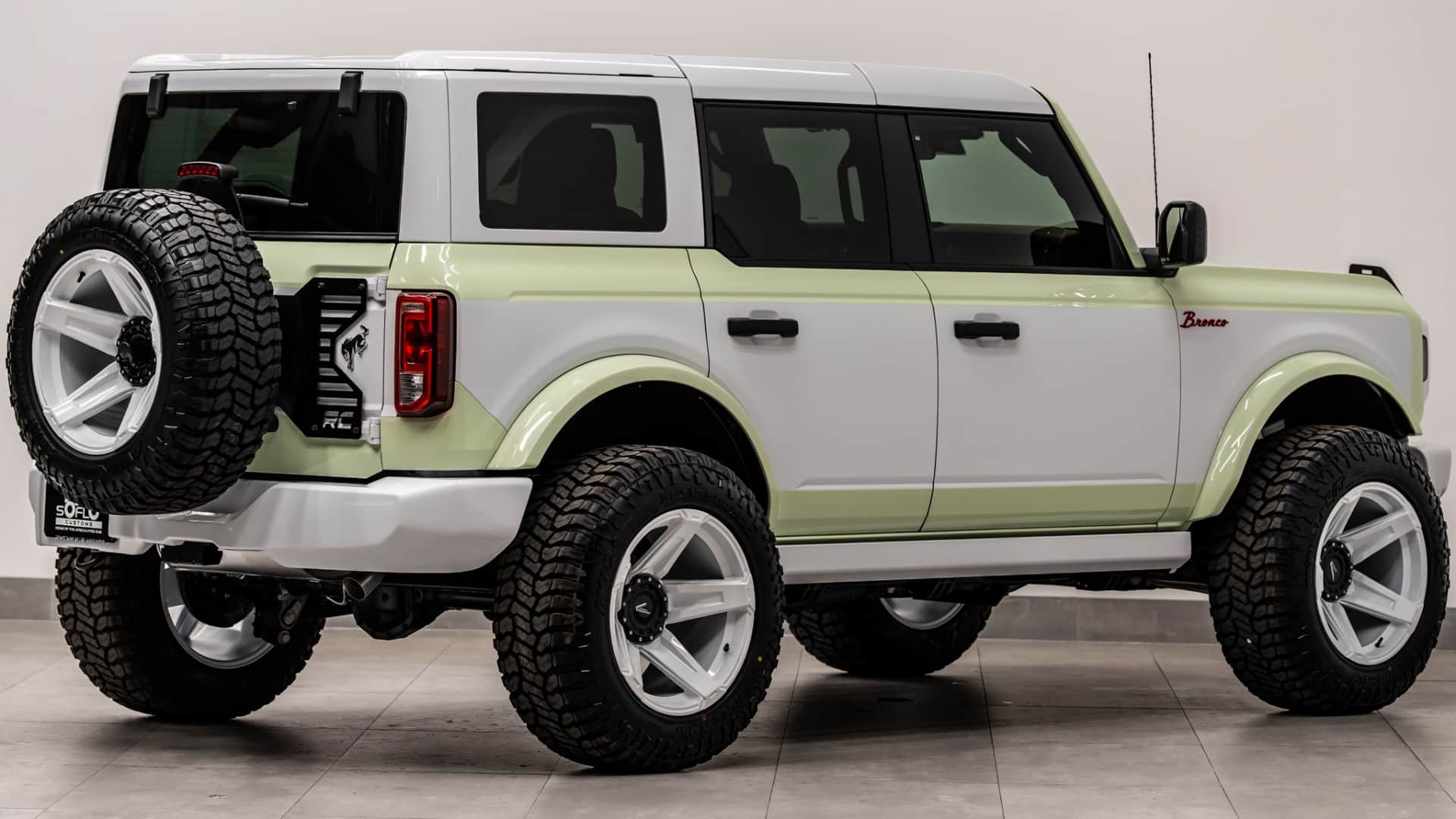 2026 FORD BRONCO 4X4