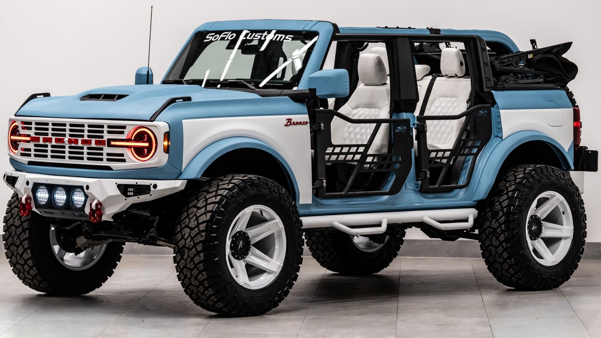 2025 FORD BRONCO 4X4