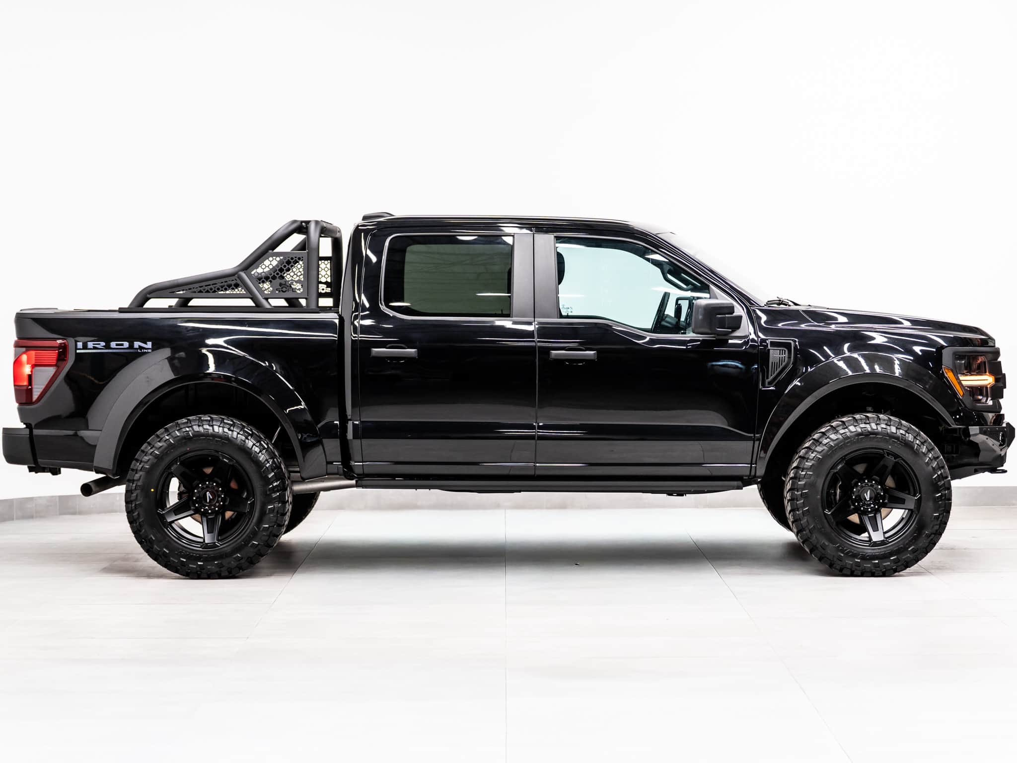 2025 FORD F-150 4X4