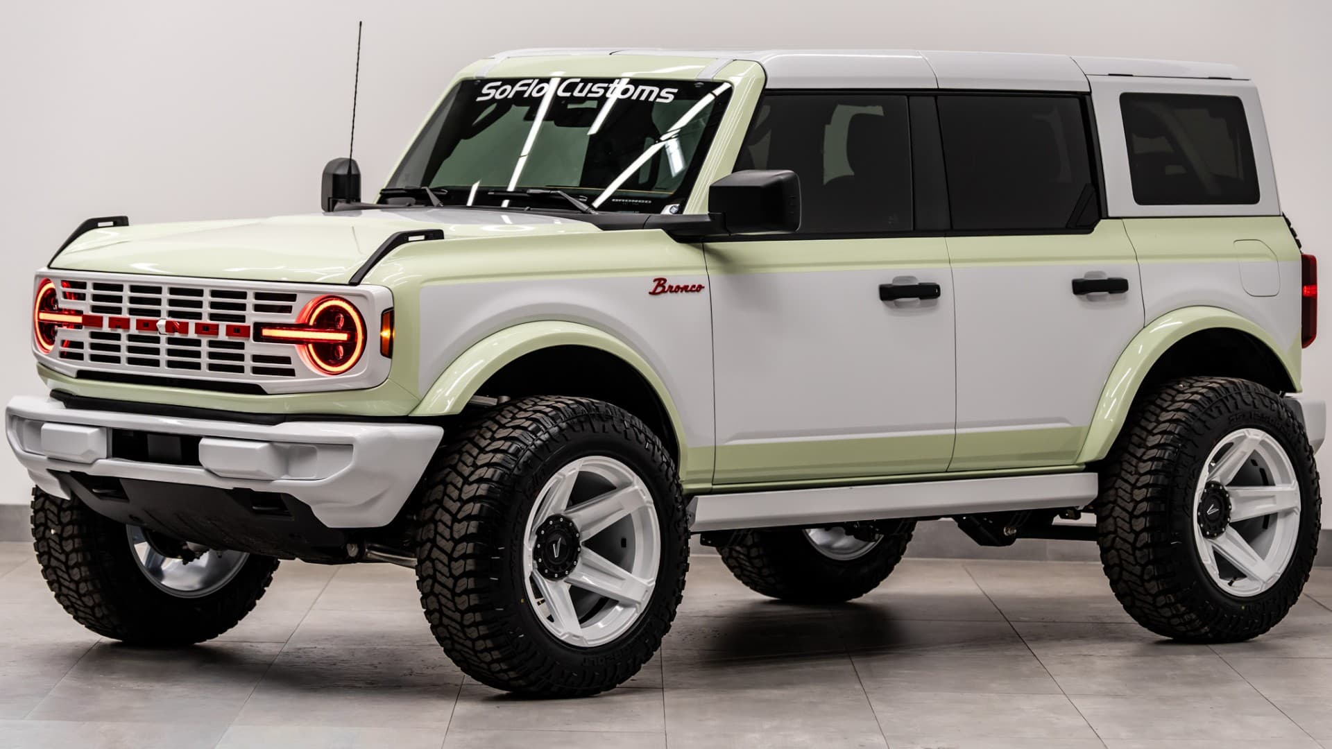 2026 FORD BRONCO 4X4