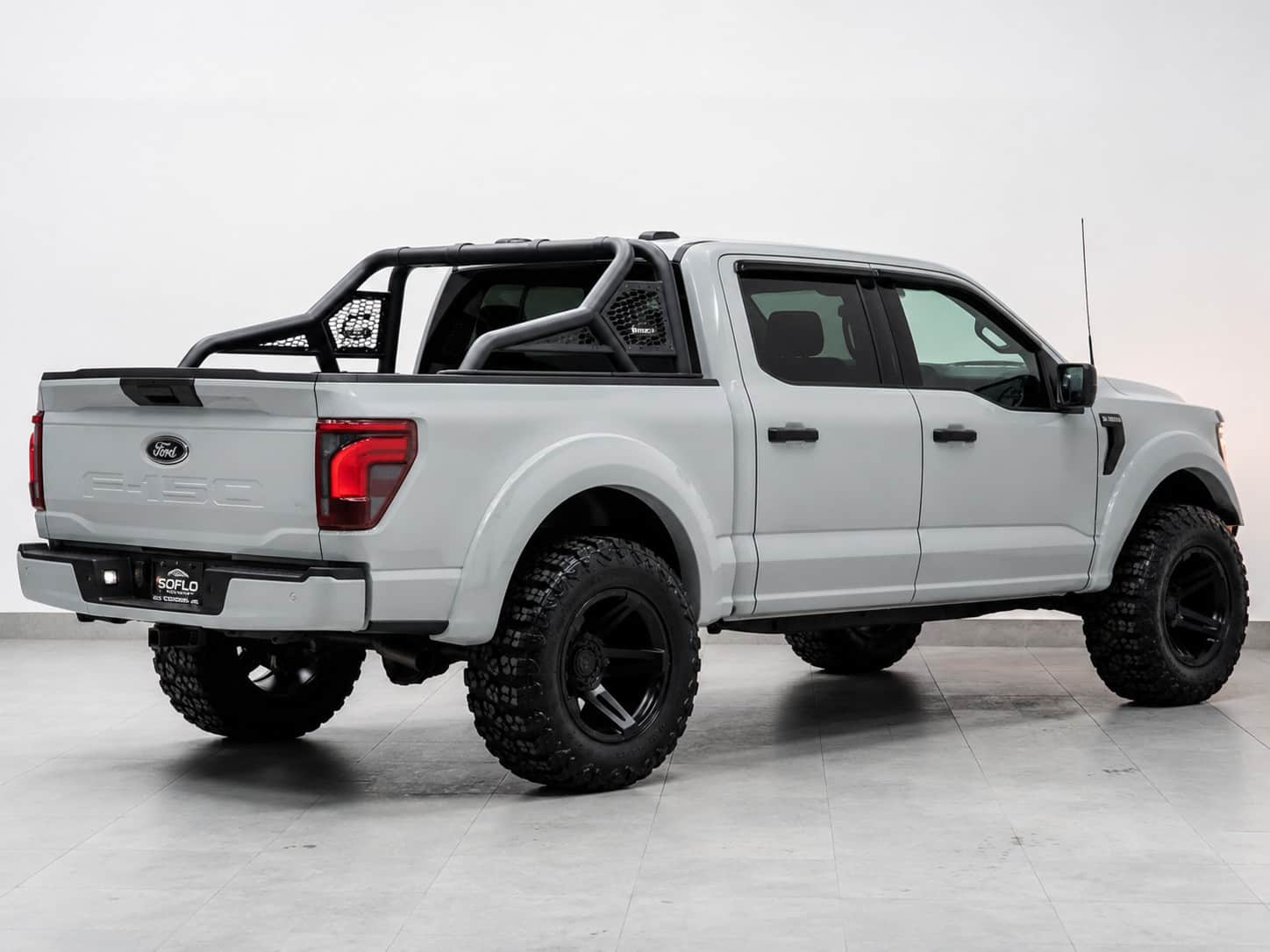2024 FORD F-150 4X4