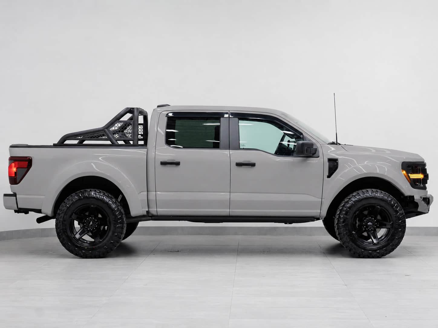 2024 FORD F-150 4X4