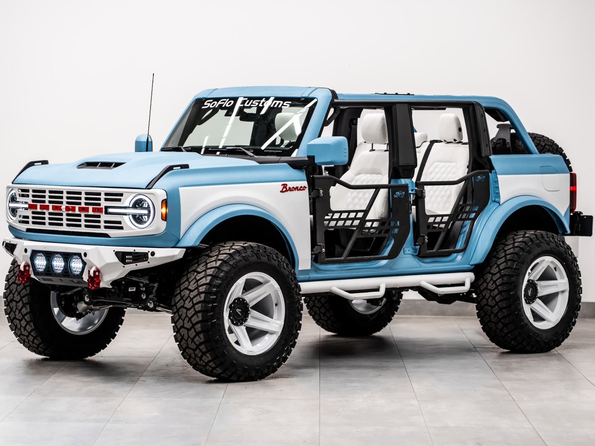 2026 FORD BRONCO 4X4