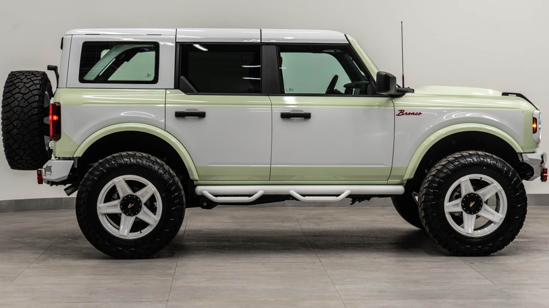 2026 FORD BRONCO 4X4