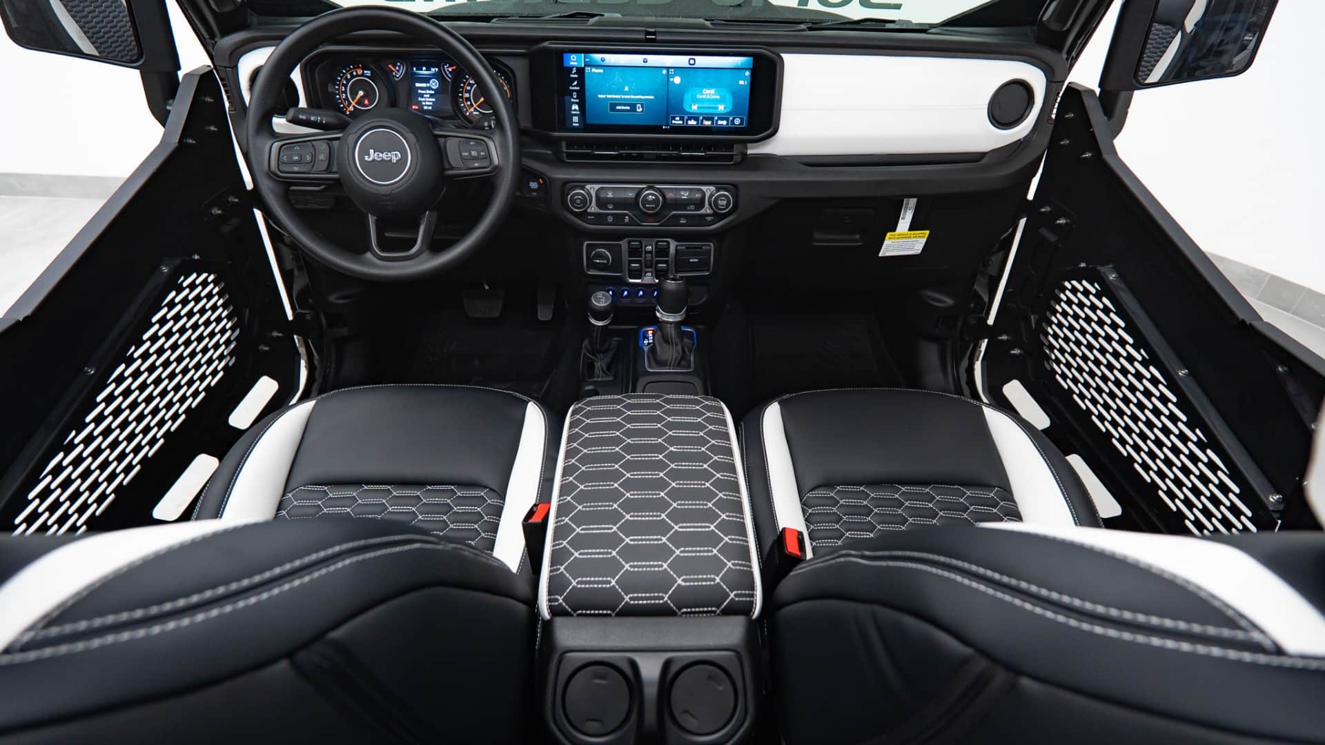 2026 JEEP GLADIATOR 4X4