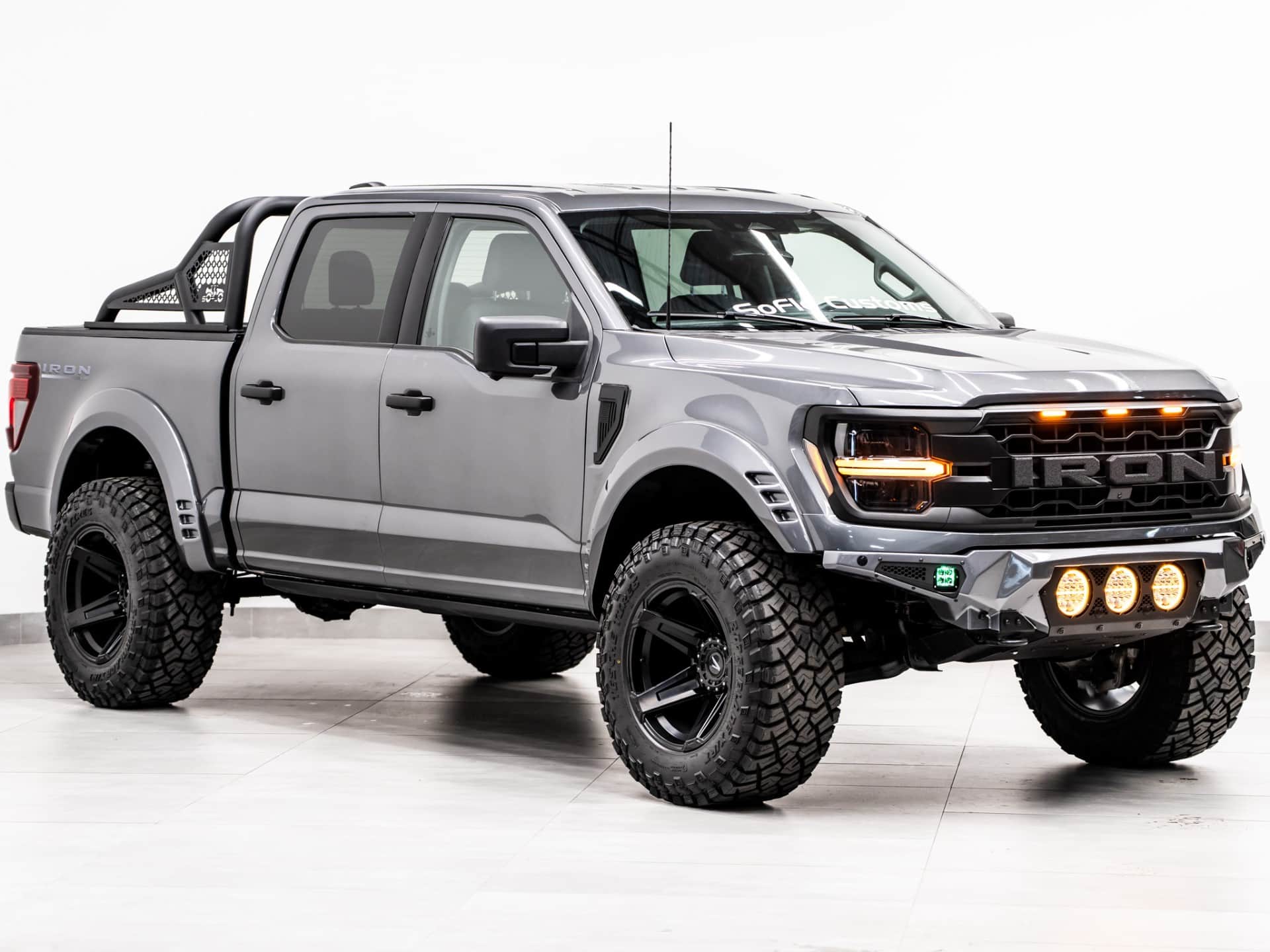 2025 FORD F-150 4X4