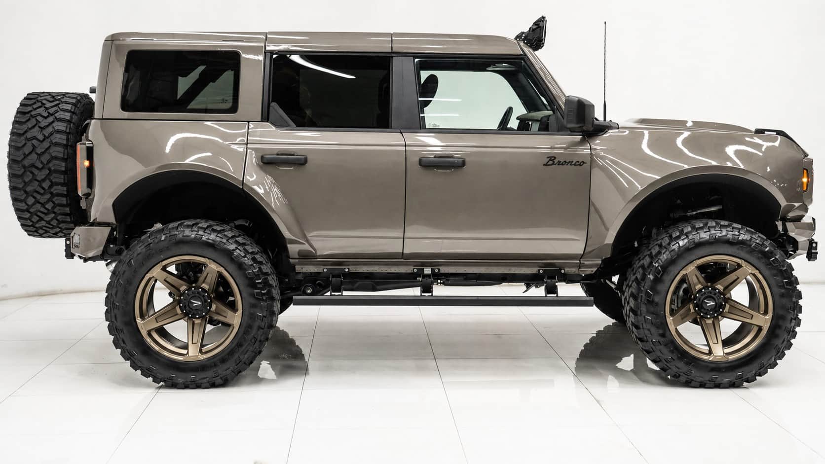 2026 FORD BRONCO 4X4