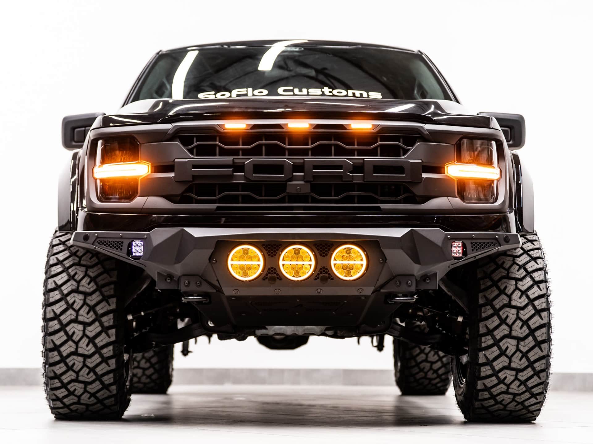 2025 FORD F-150 4X4