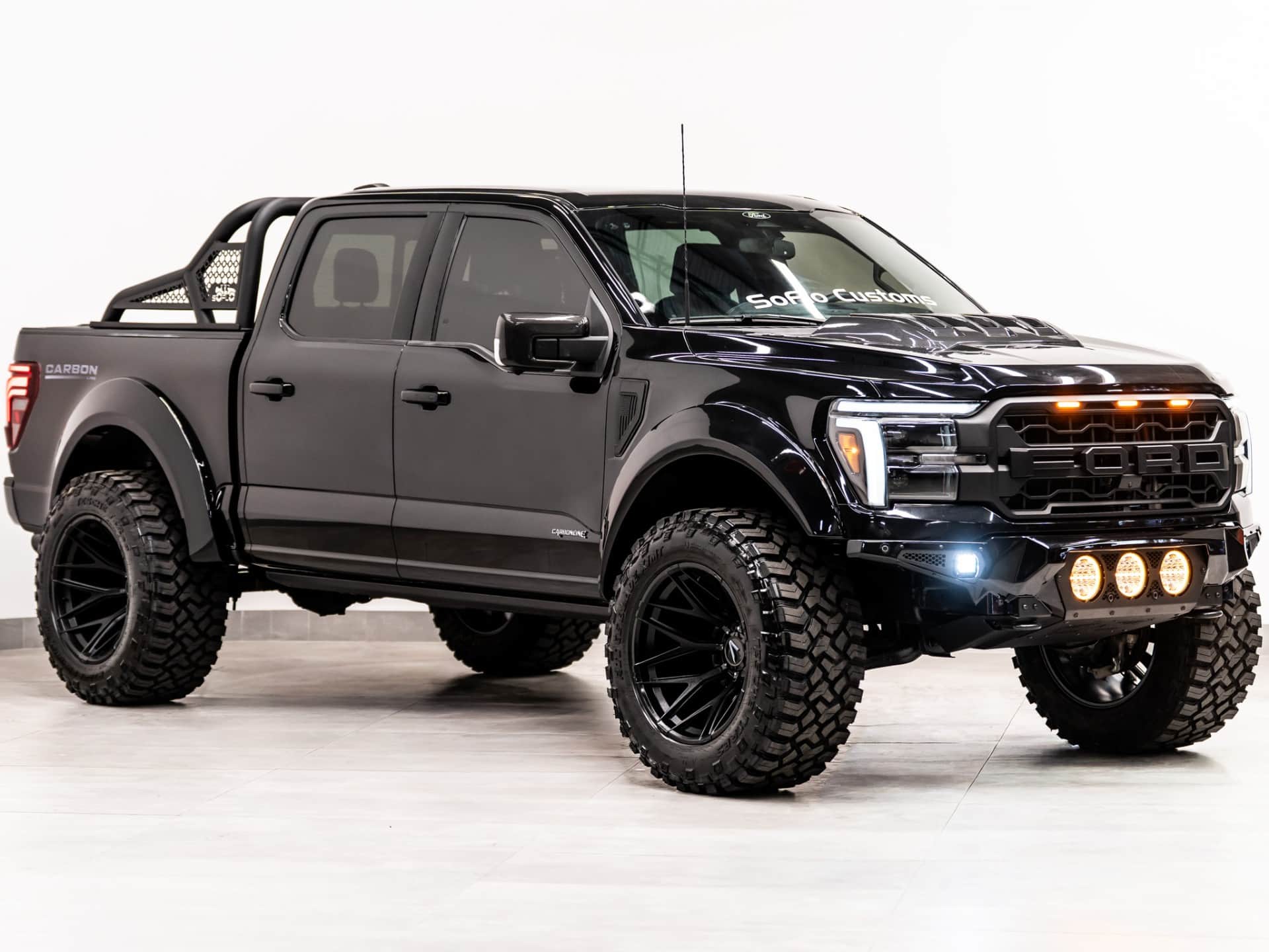 2025 FORD F-150 4X4 LARIAT