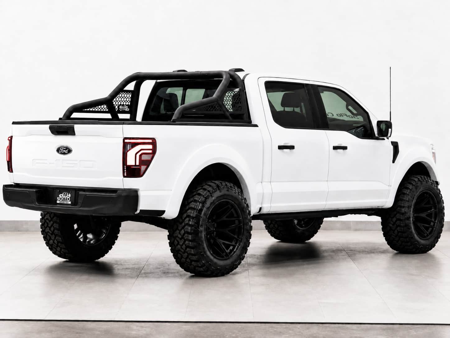 2025 FORD F-150 4X4