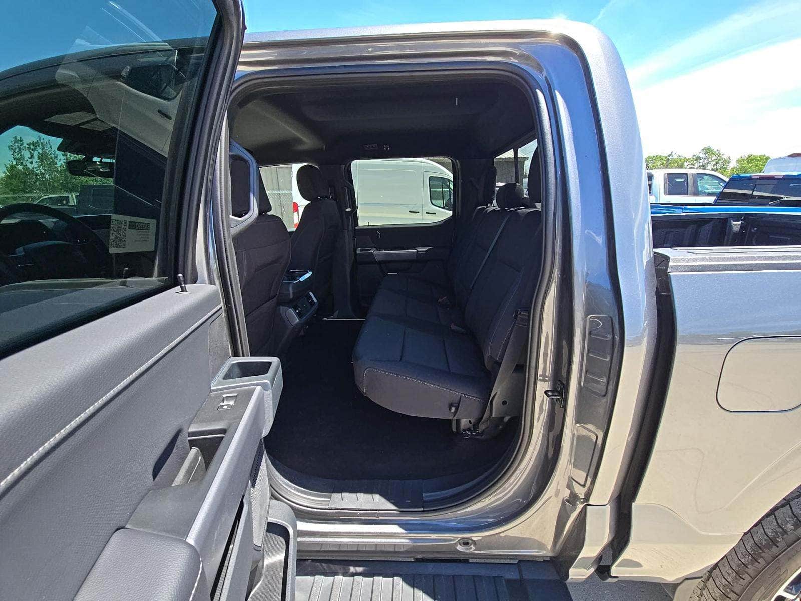 2025 FORD F-150 4X4