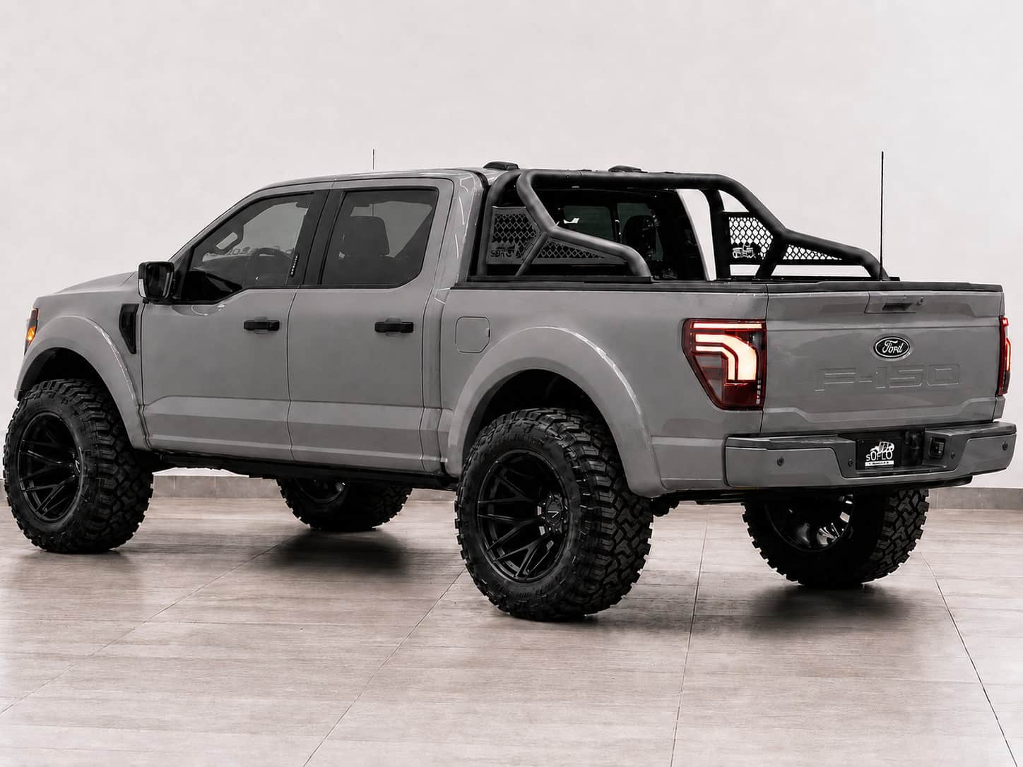 2025 FORD F-150 4X4