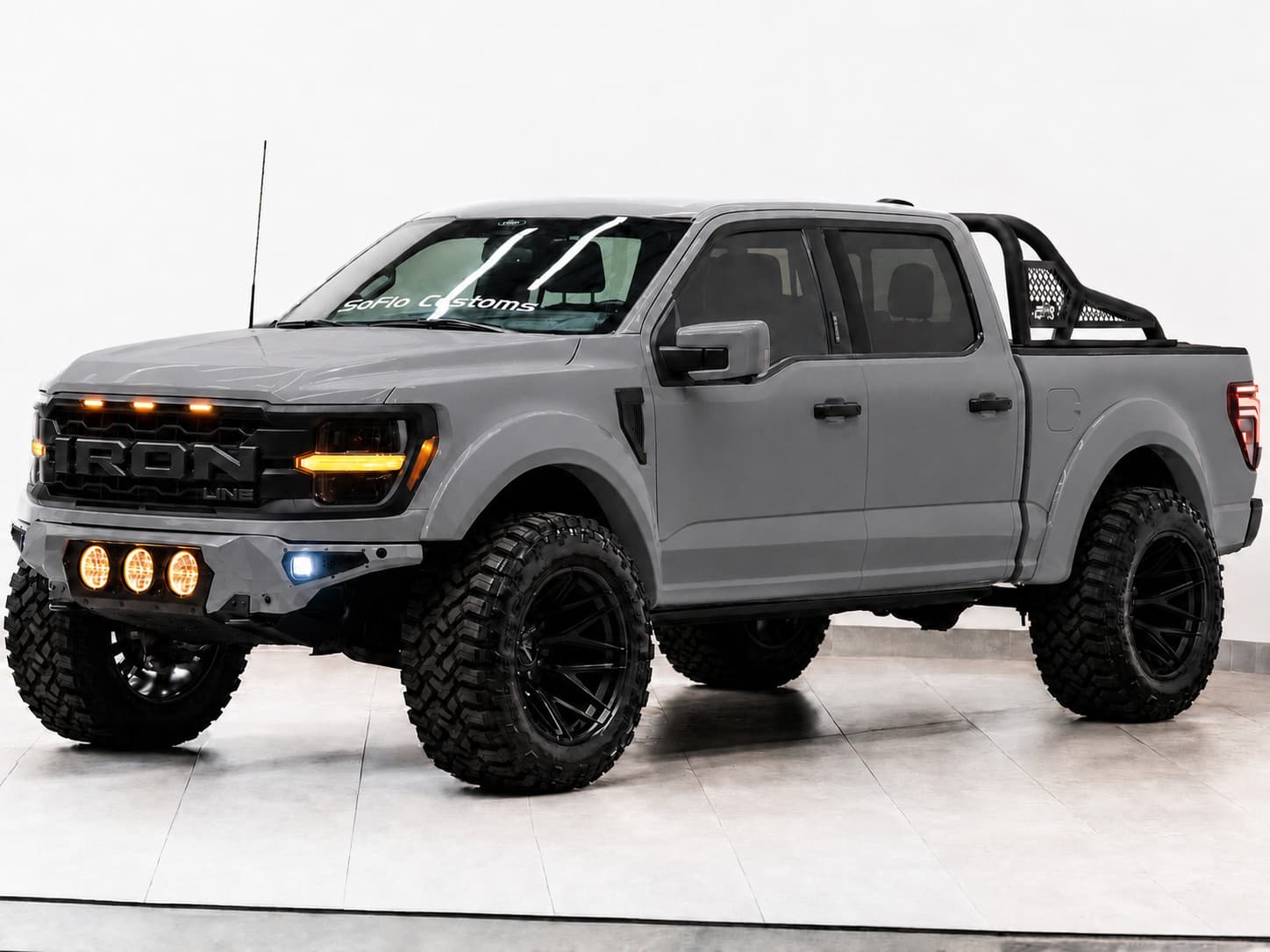 2025 FORD F-150 4X4