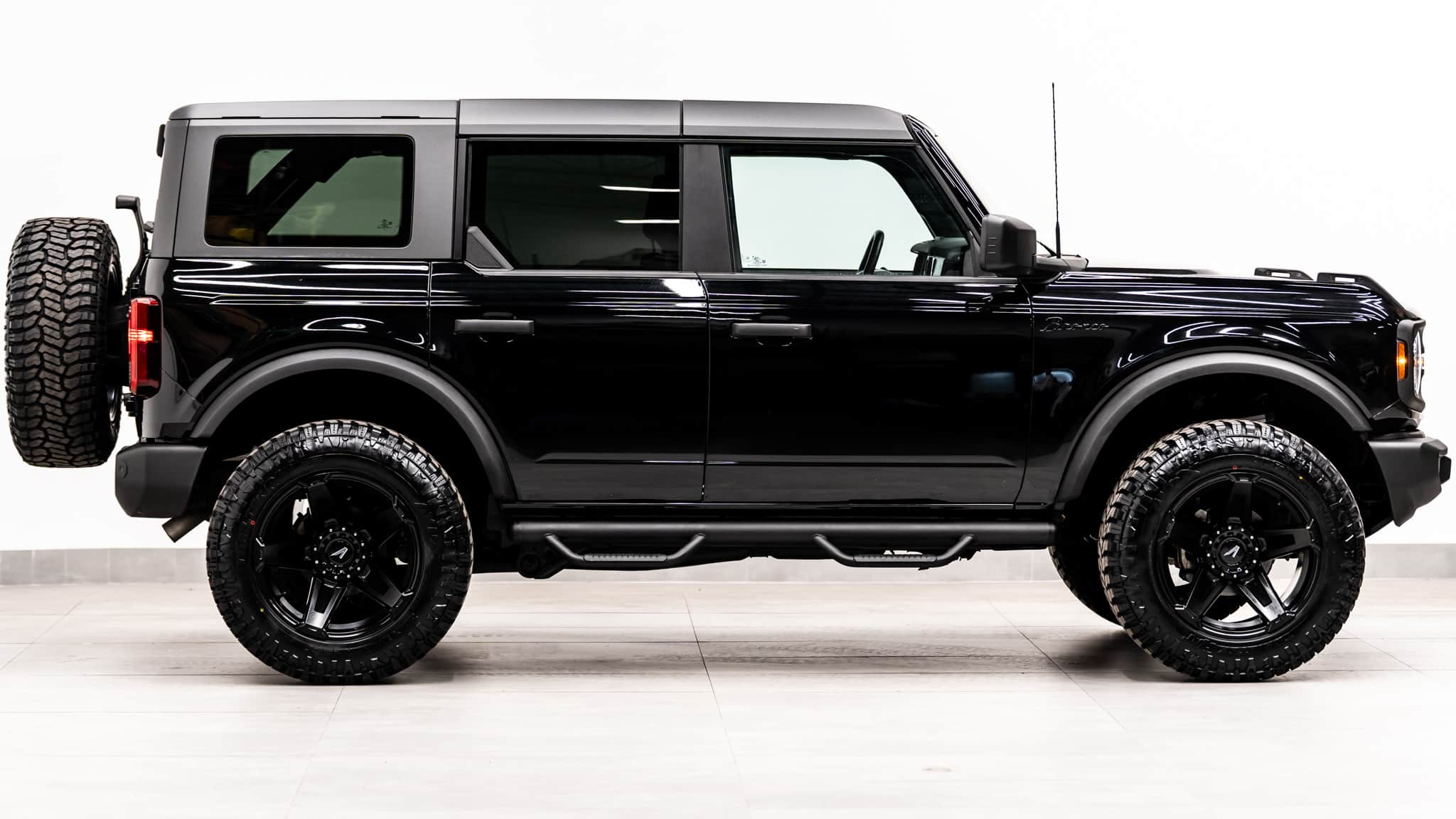 2025 FORD BRONCO 4X4