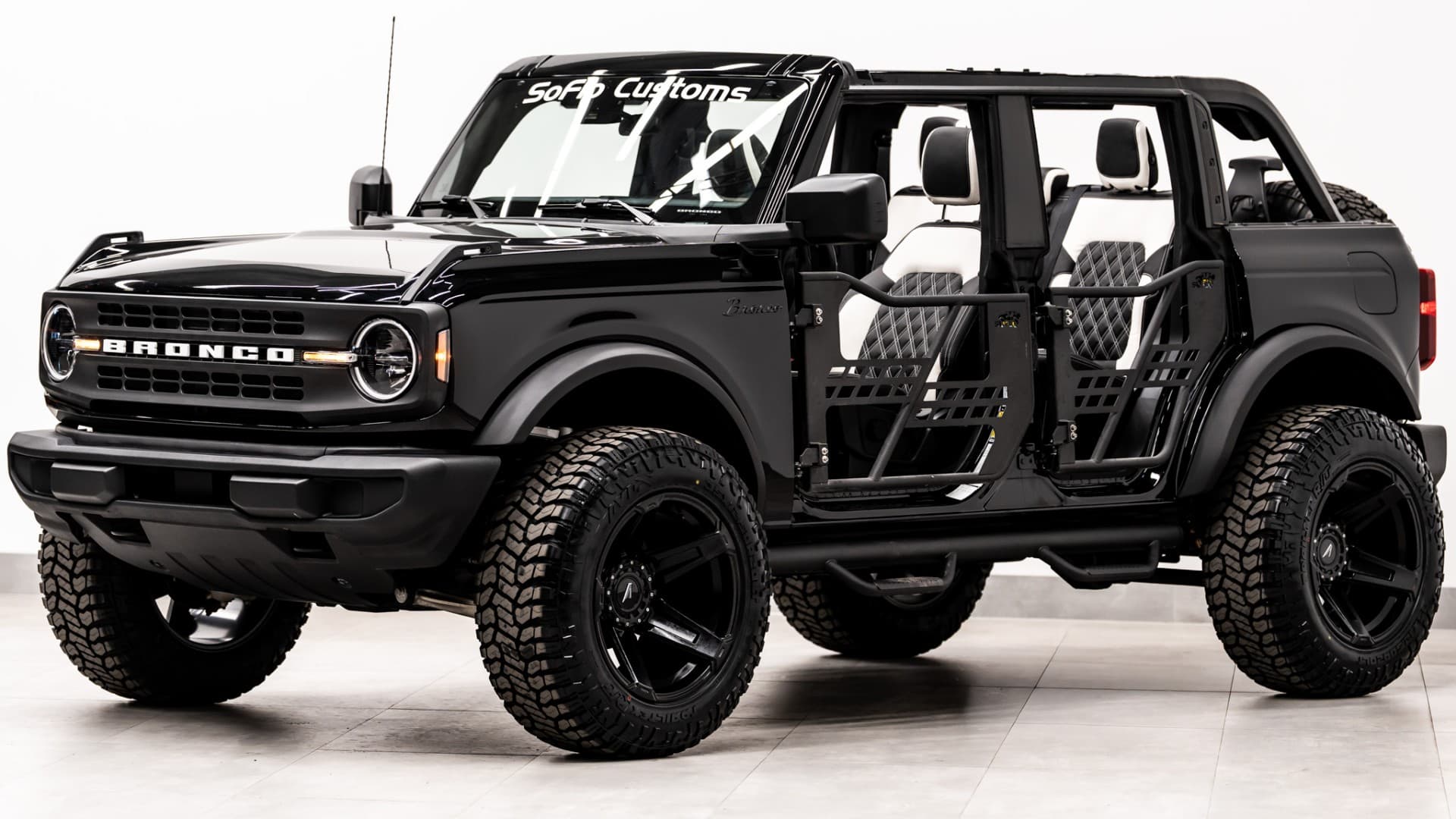 2025 FORD BRONCO 4X4