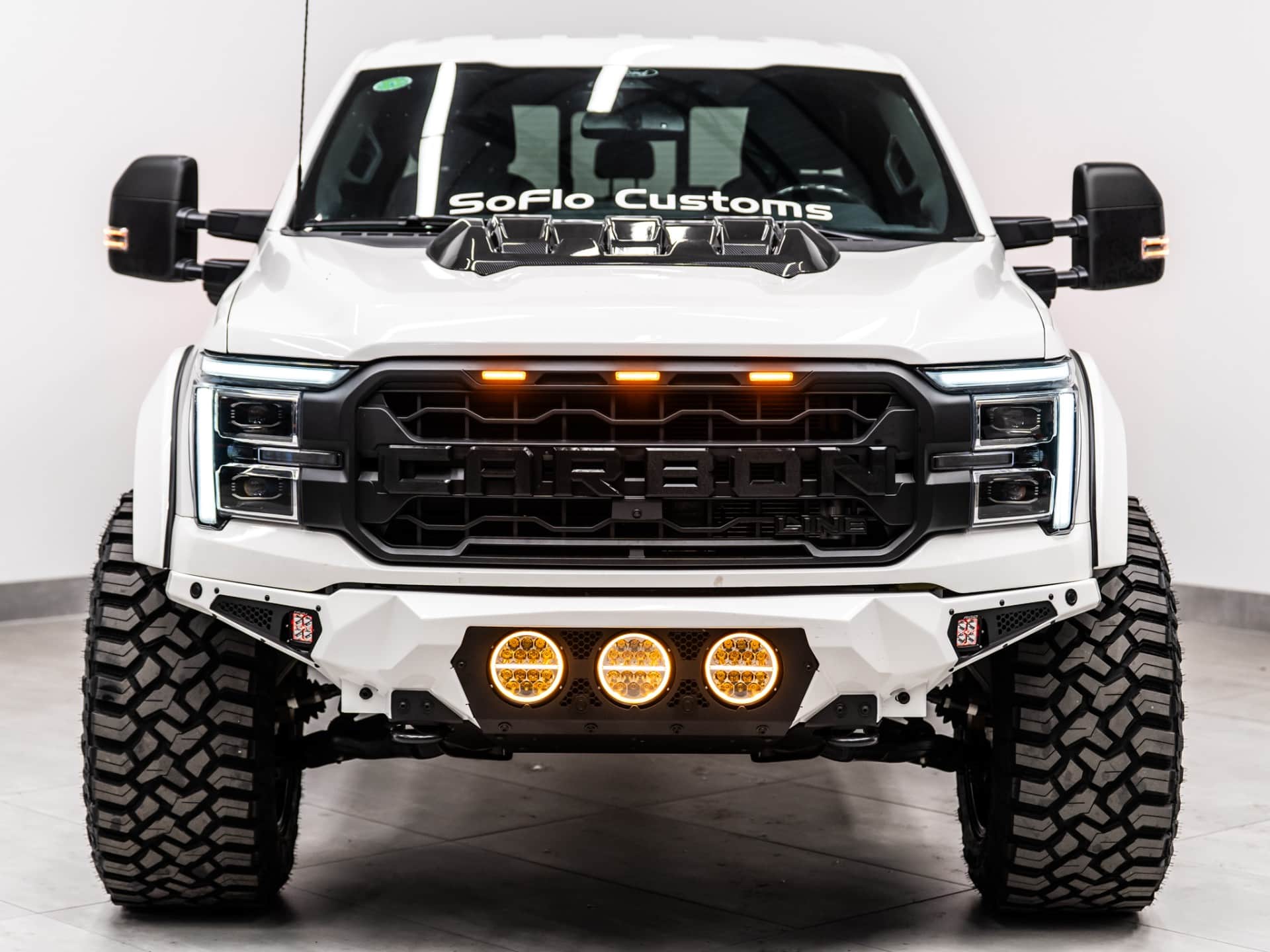 2025 FORD F-150 4X4 LARIAT