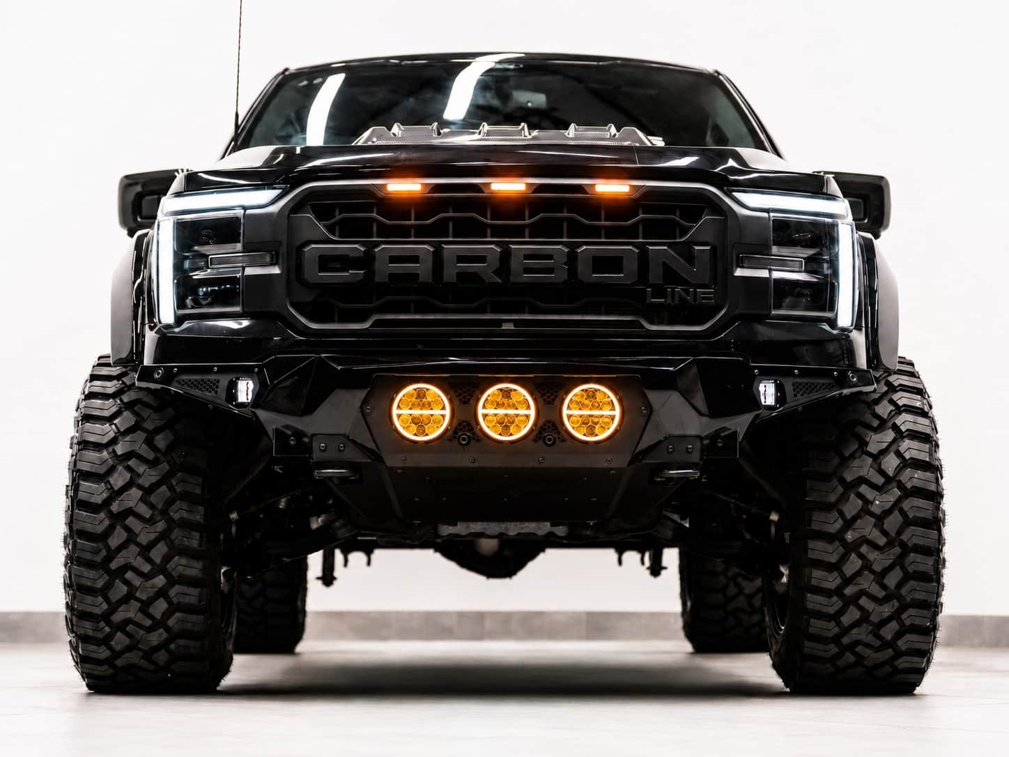 2025 FORD F-150 4X4 LARIAT