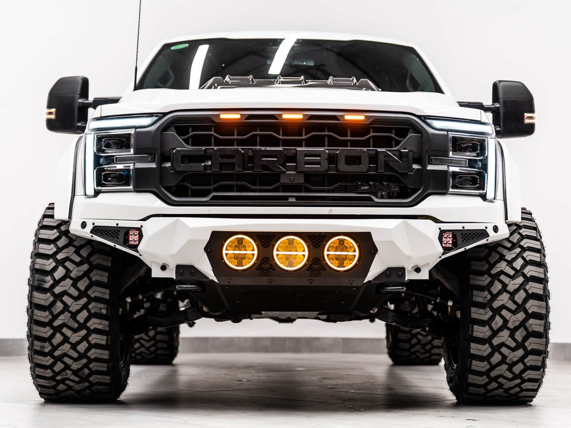 2025 FORD F-150 4X4 LARIAT