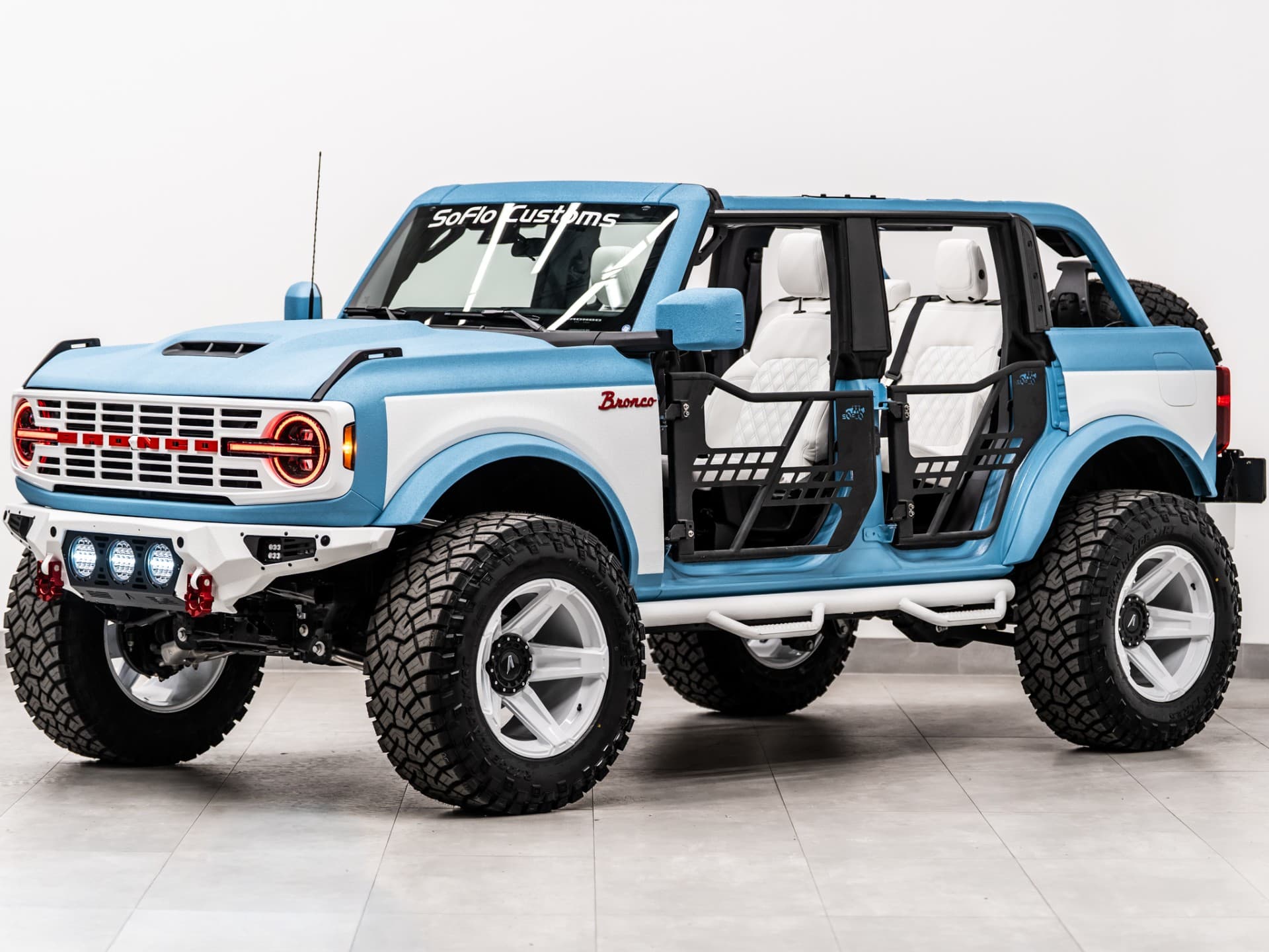 2025 FORD BRONCO 4X4