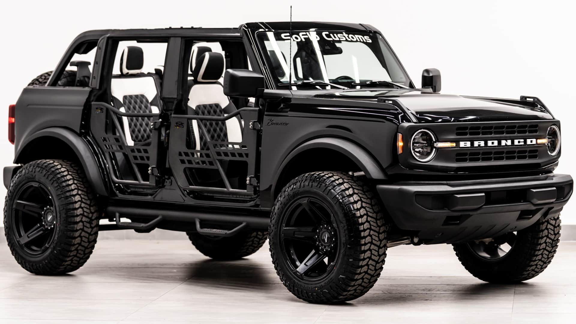 2025 FORD BRONCO 4X4