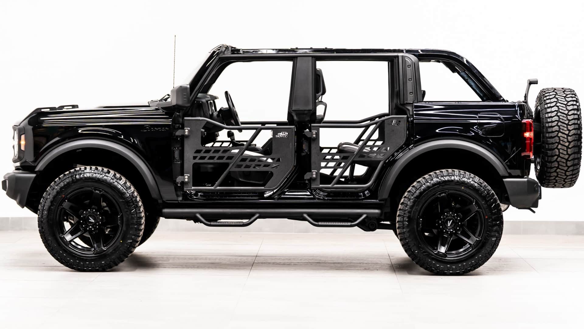 2025 FORD BRONCO 4X4