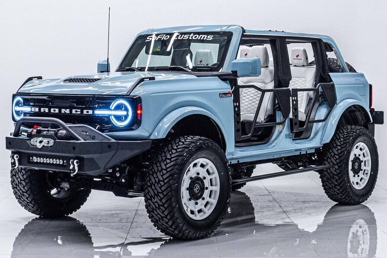 2024 FORD BRONCO 4X4