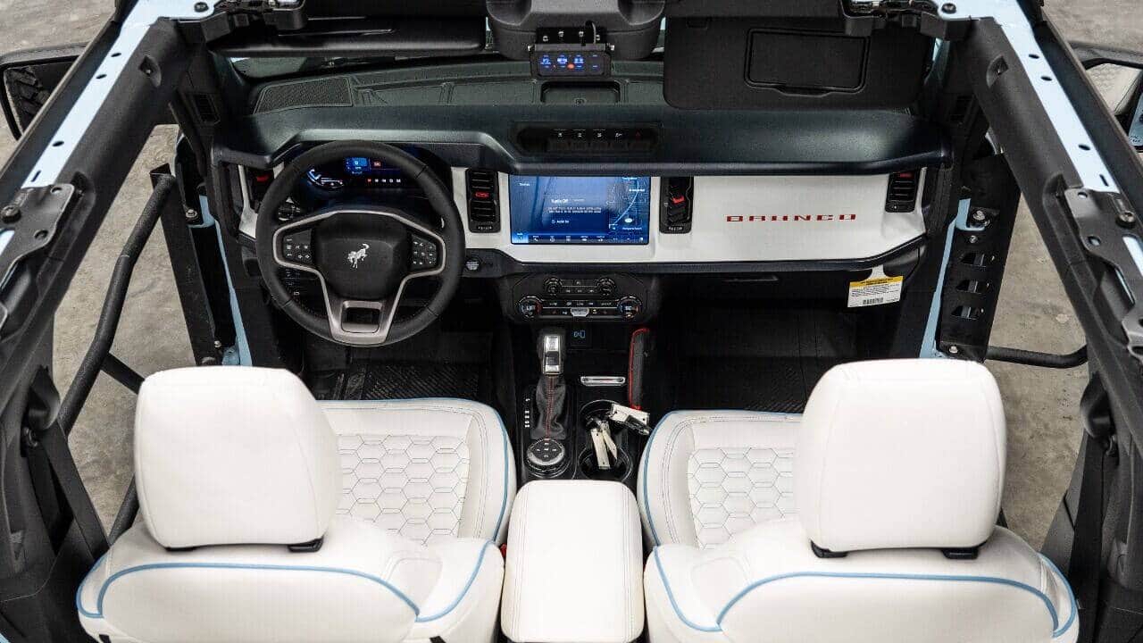 2024 FORD BRONCO 4X4