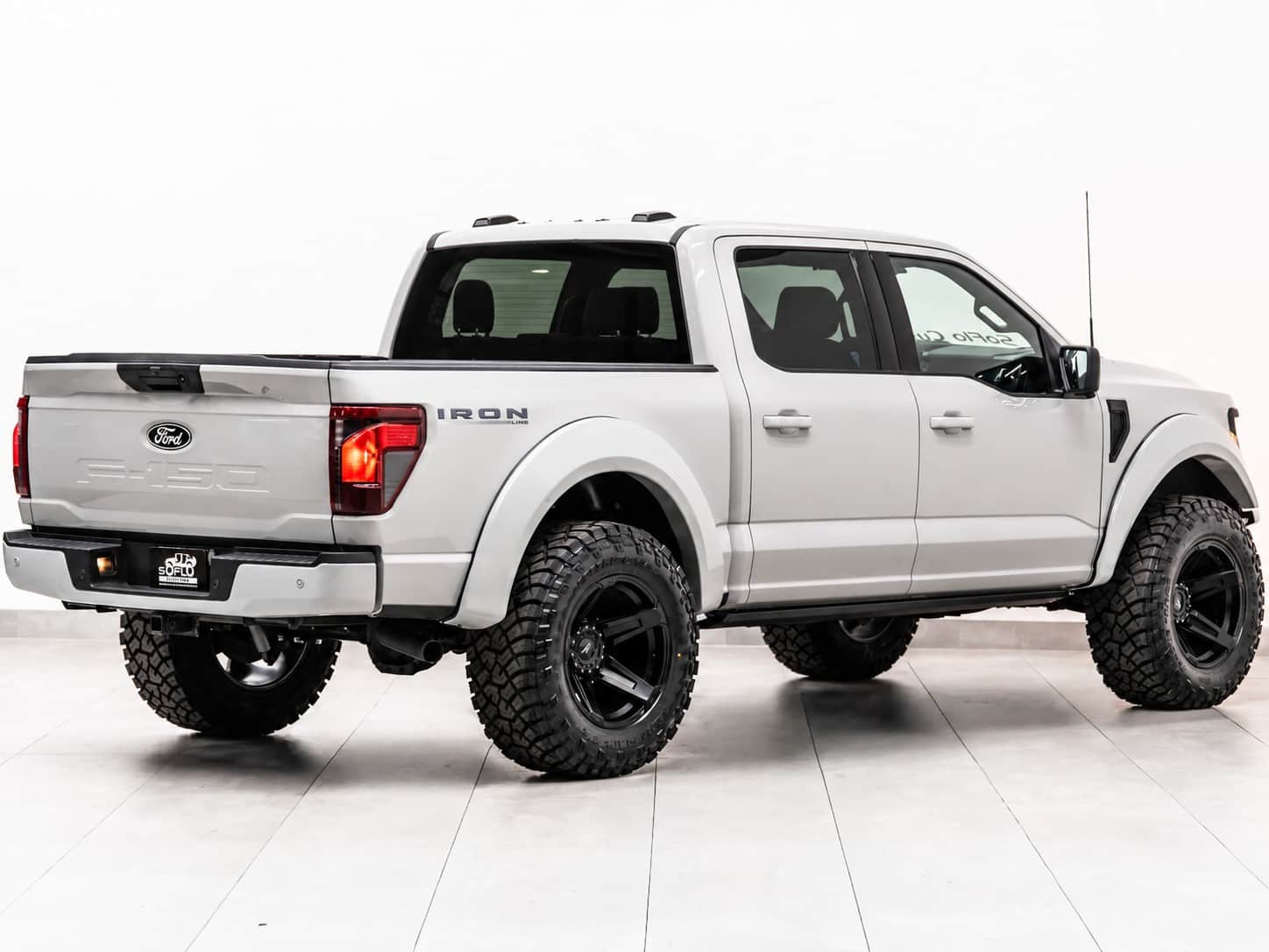 2024 FORD F-150 4X4