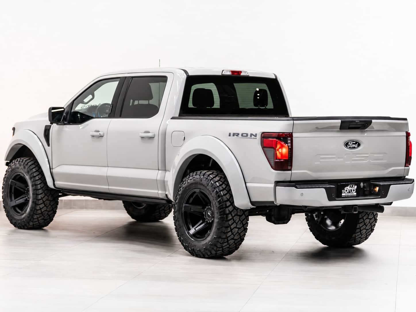 2024 FORD F-150 4X4
