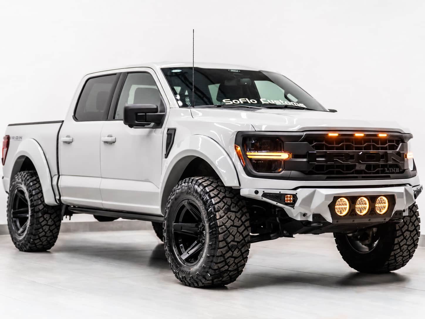 2024 FORD F-150 4X4