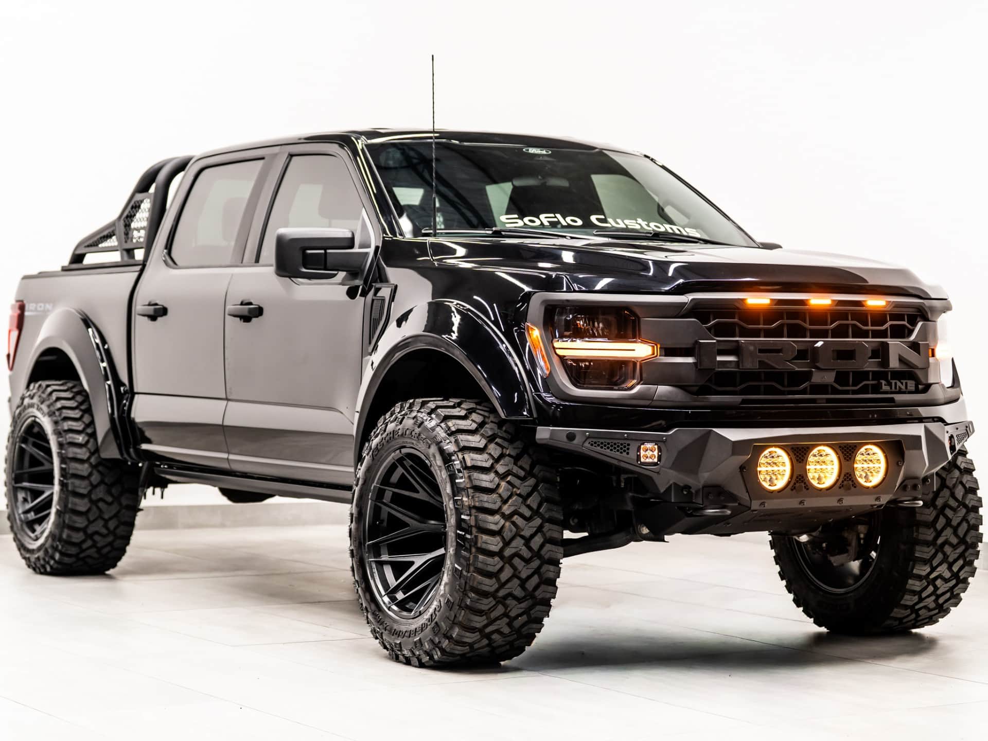 2025 FORD F-150 4X4