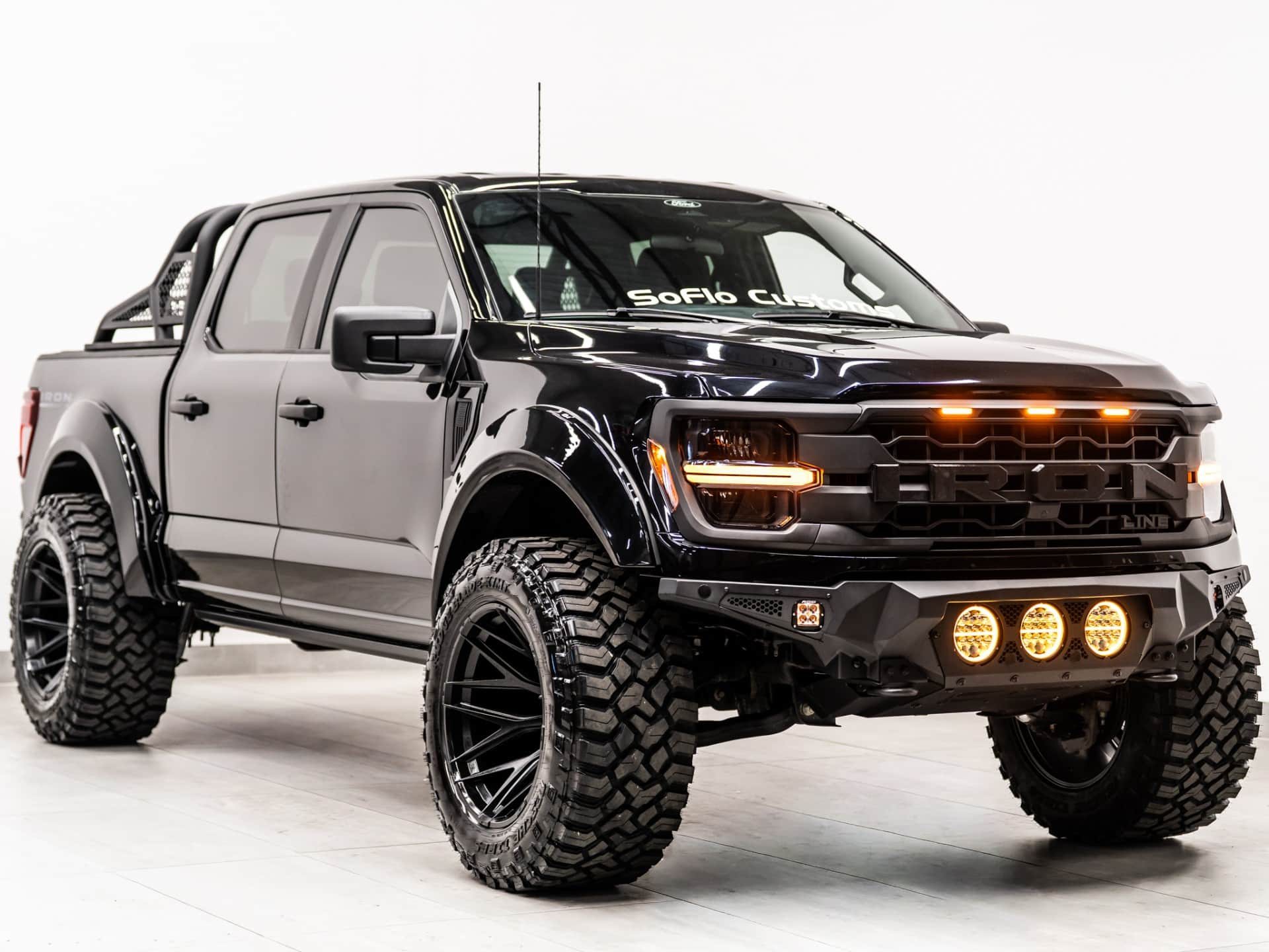 2025 FORD F-150 4X4