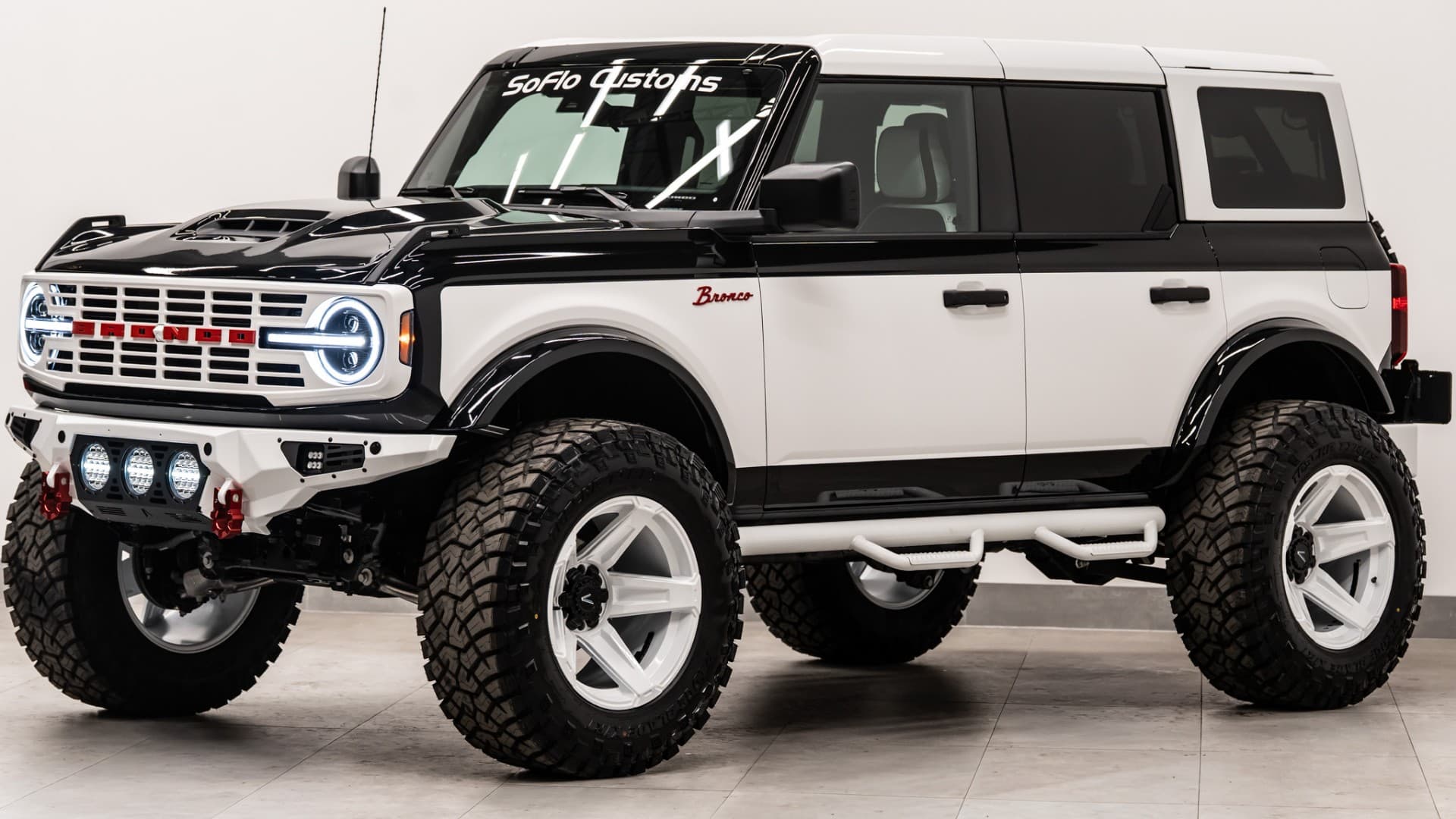 2026 FORD BRONCO 4X4