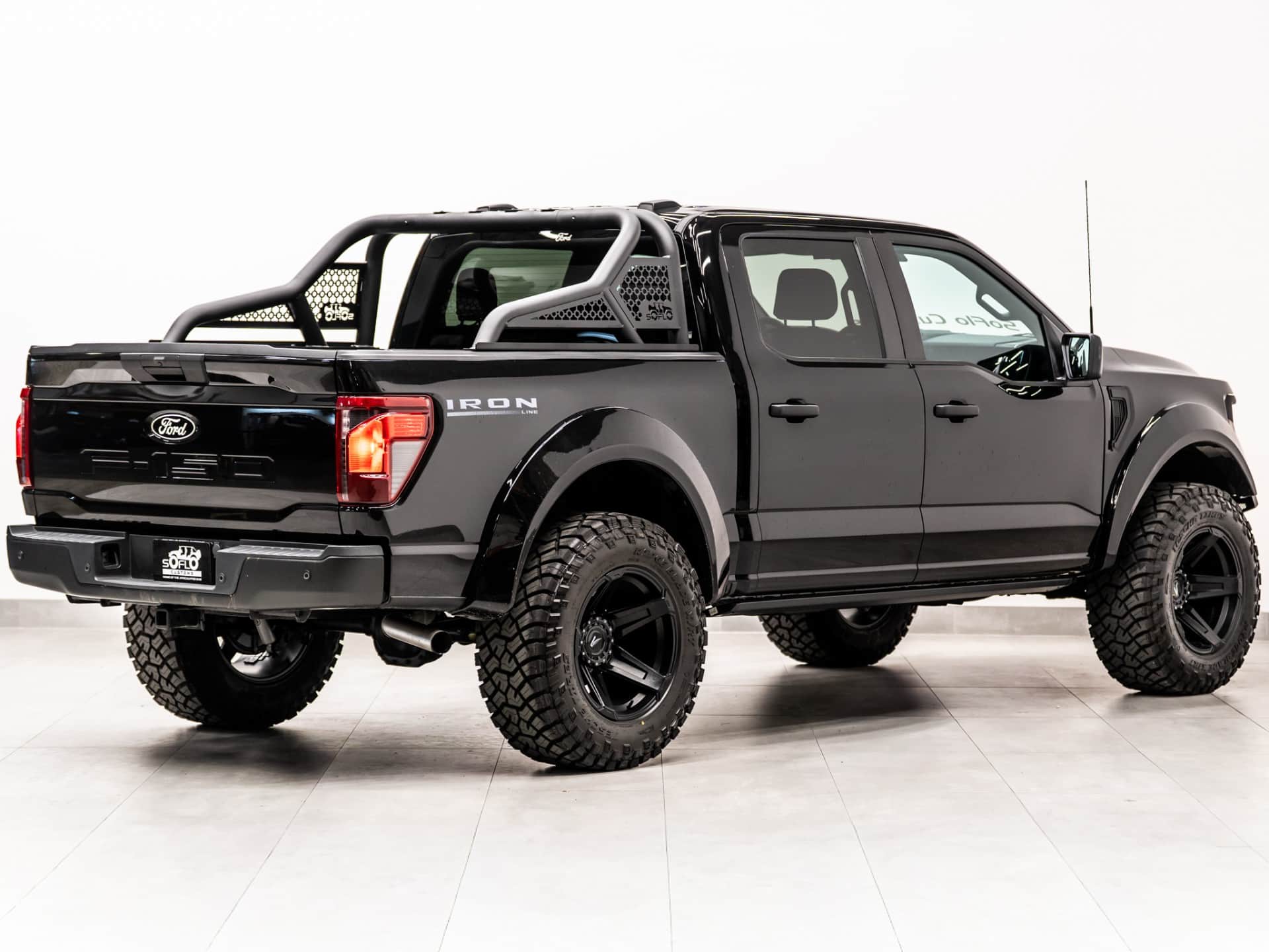 2025 FORD F-150 4X4