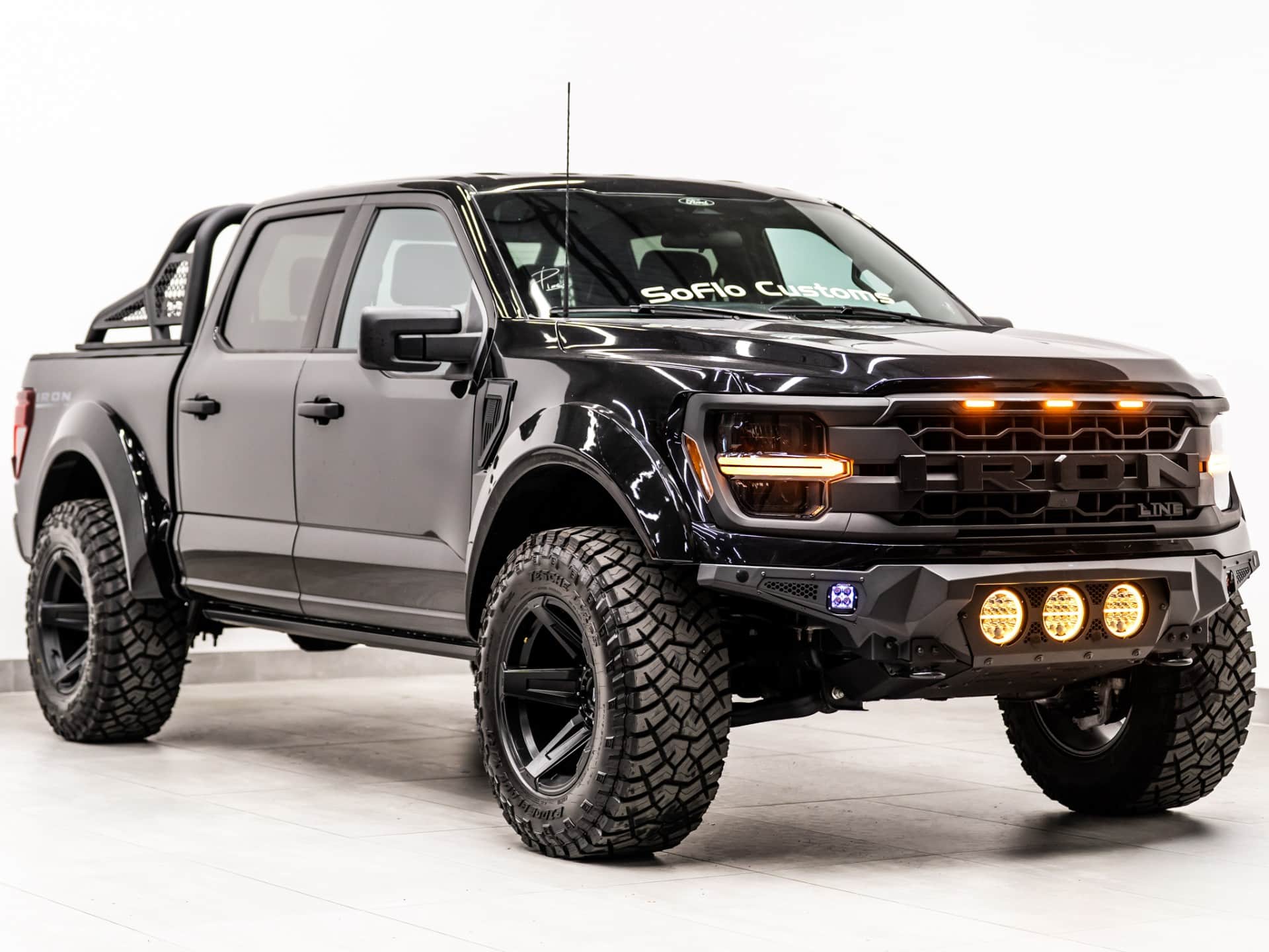 2025 FORD F-150 4X4